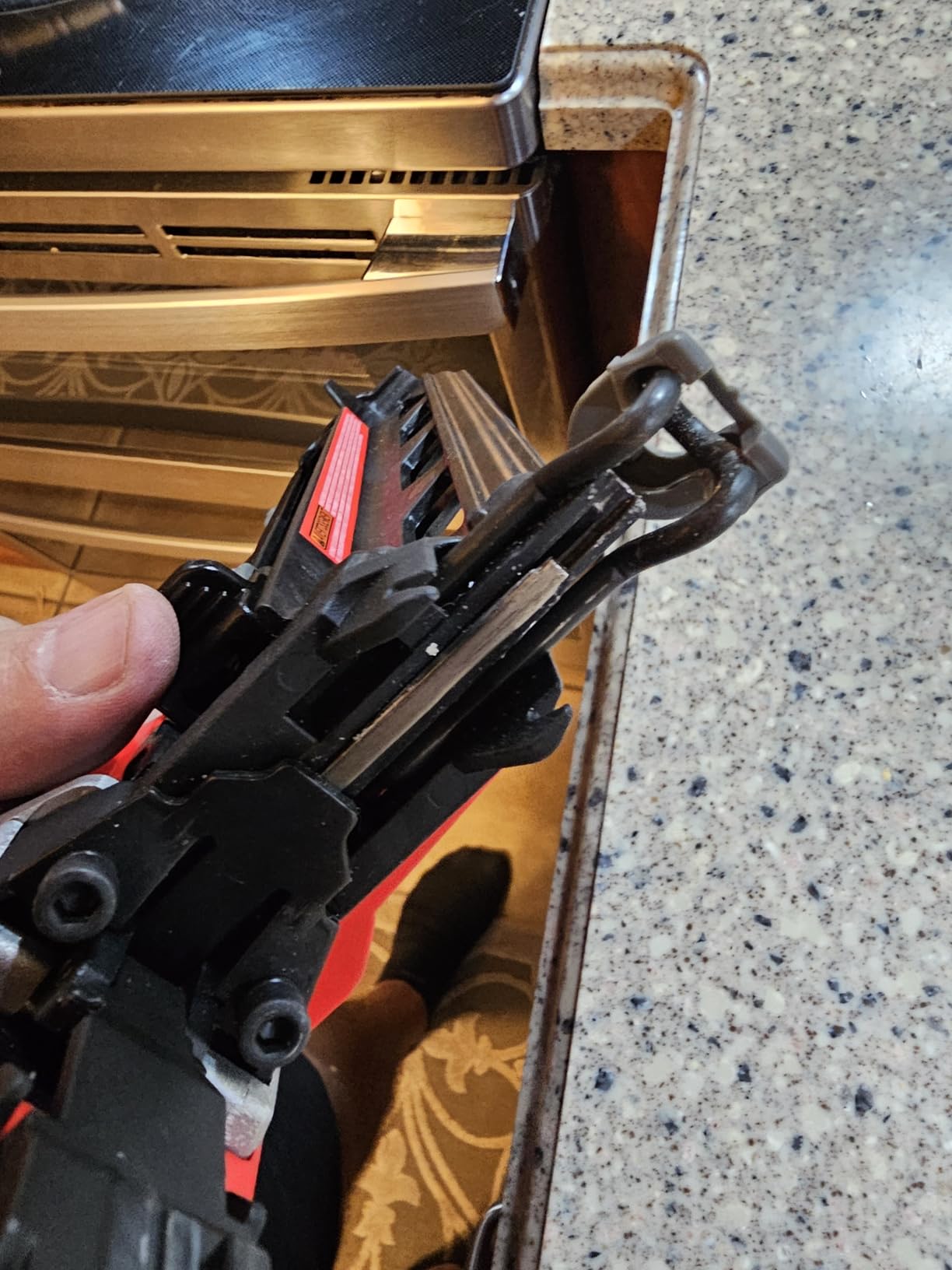 CRAFTSMAN V20 Cordless Finish Nailer, 16 Gauge, Bare Tool Only (CMCN616B) customer photo 1
