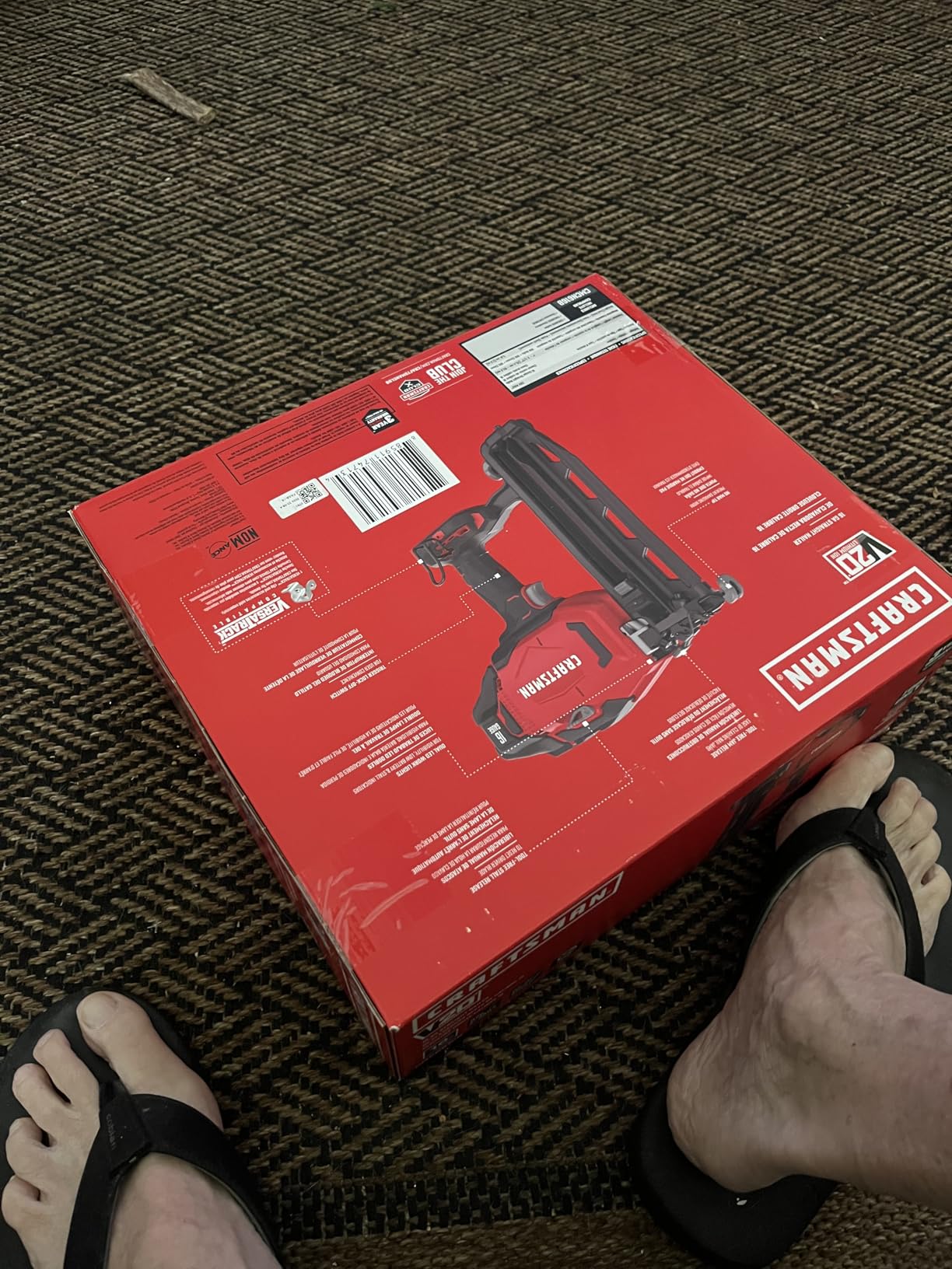 CRAFTSMAN V20 Cordless Finish Nailer, 16 Gauge, Bare Tool Only (CMCN616B) customer photo 2