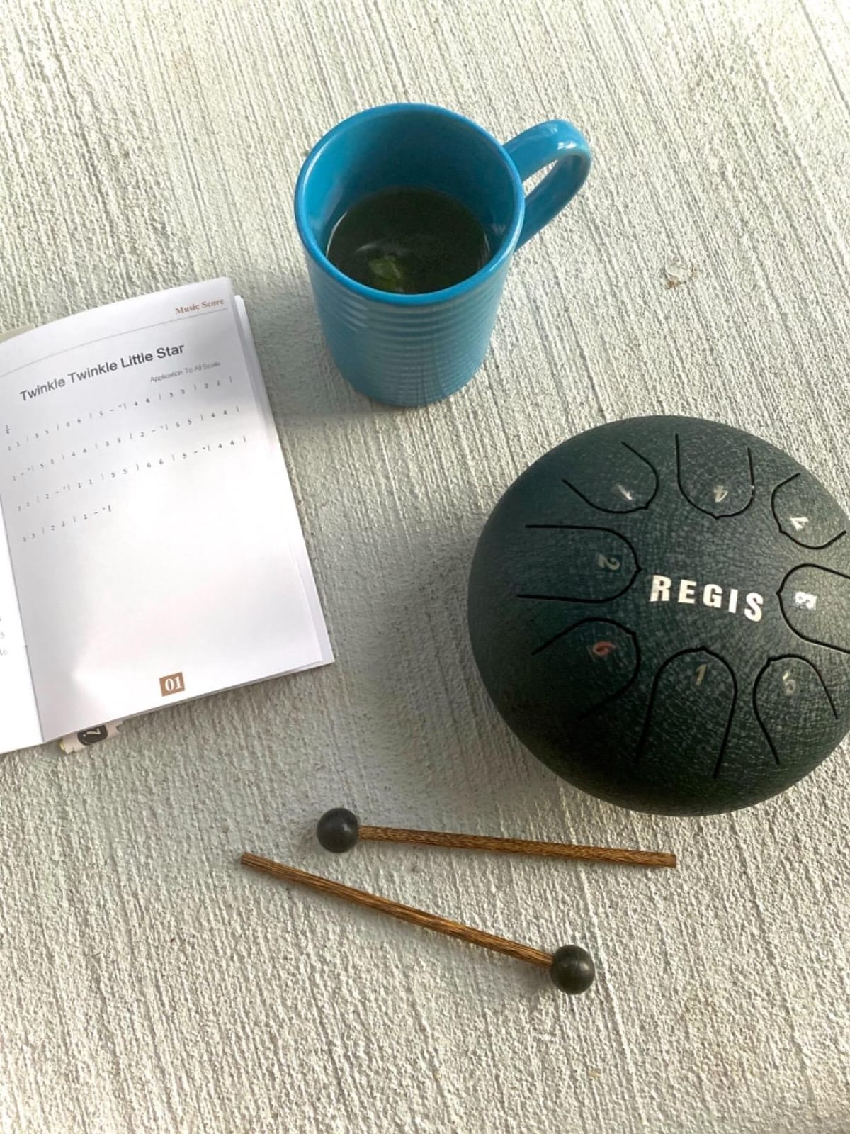 REGIS Steel Tongue Drum 6 Inch 8 Notes, Rain Drum Style Calming Percussion Instrument for Relaxation & Meditation, Musical Gift for Adults & Beginners(malachite) customer photo 2
