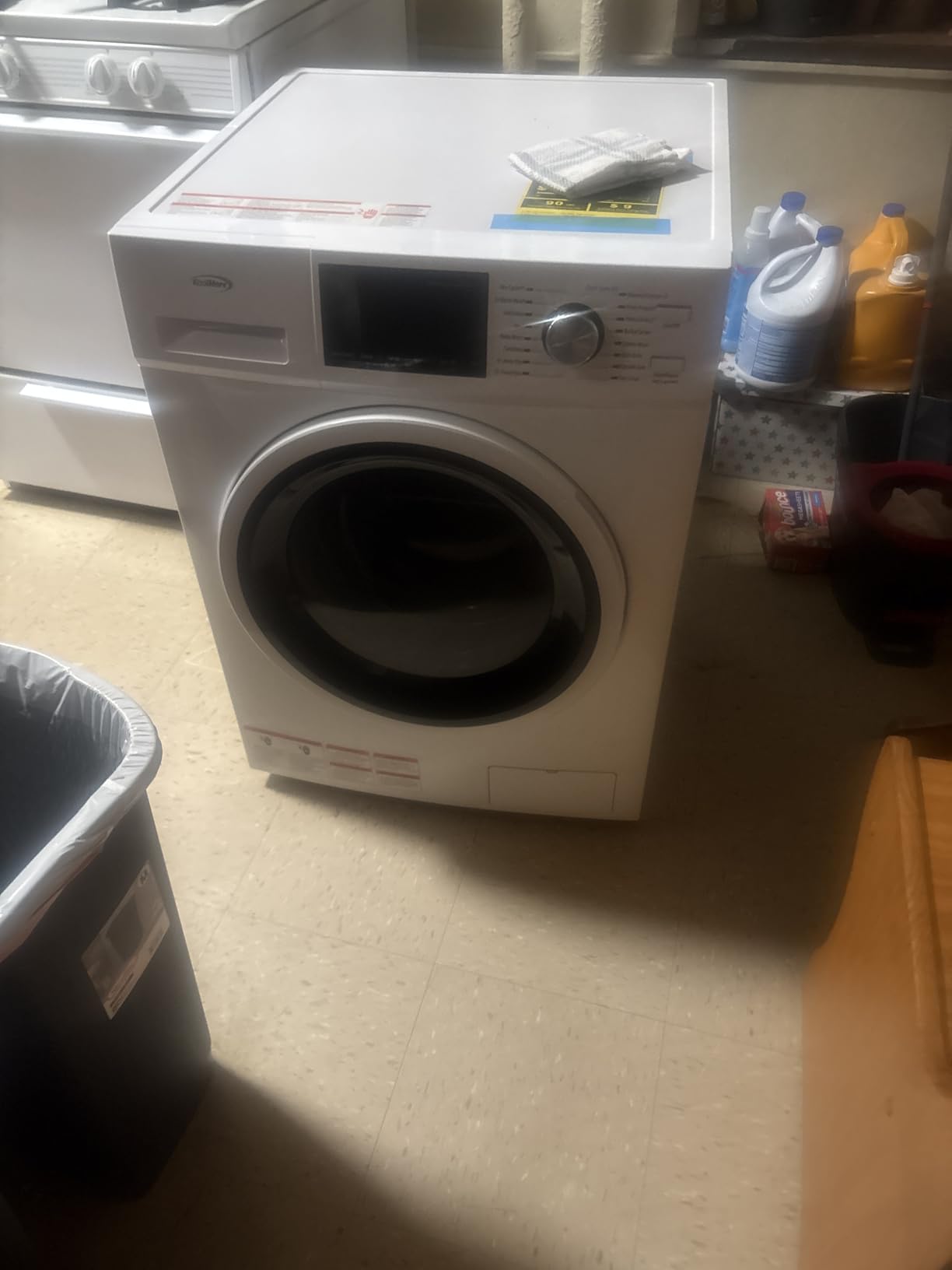 KoolMore 2-in-1 Front Load Washer and Dryer Combo, 2.7 Cu. Ft., for Apartment, Dorm, RV, 16 Wash and 4 Dry Cycles, Compact Space Saver [White] [120V] (FLC-3CWH) customer photo 1