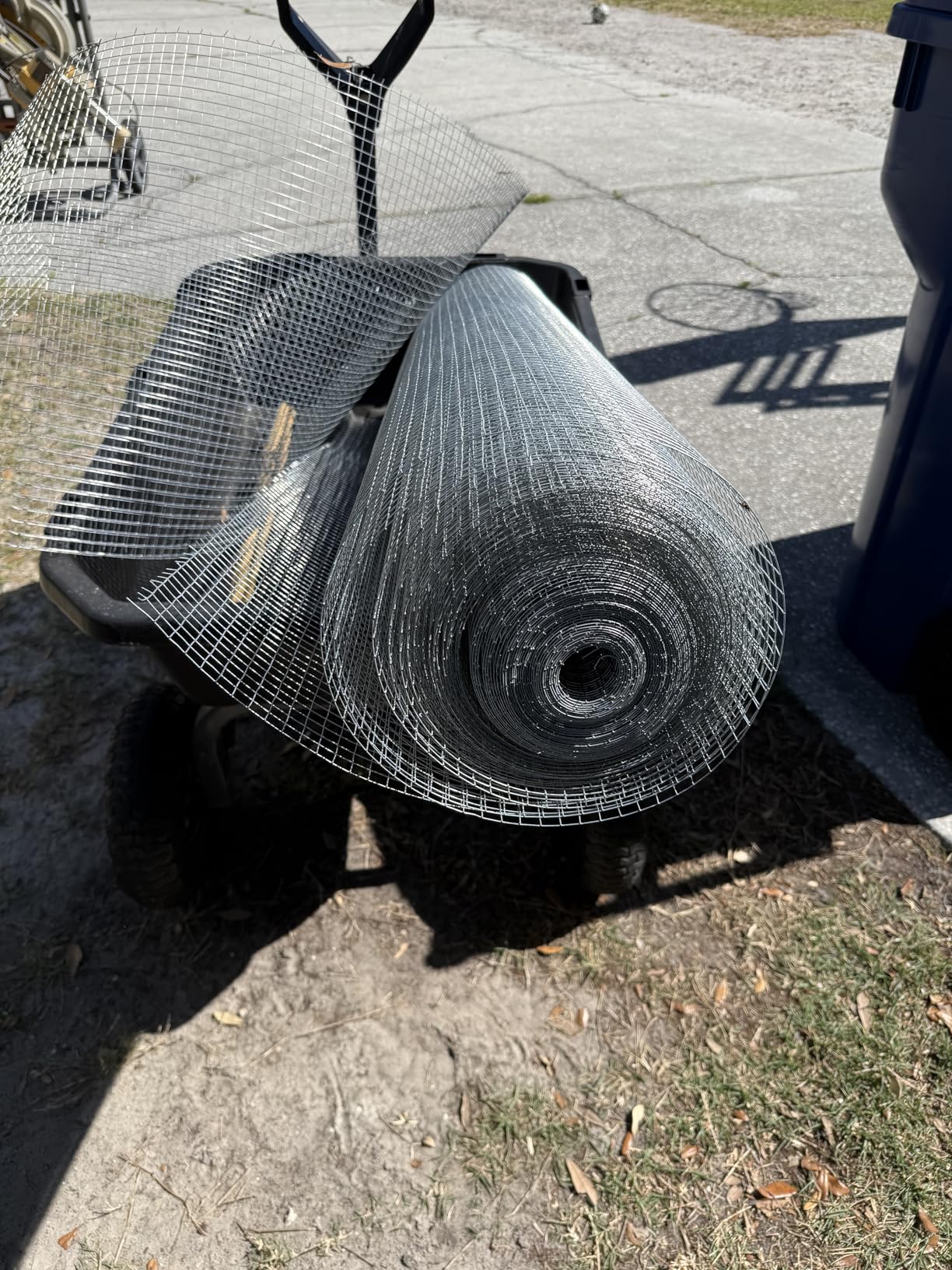 Land guard 19 Gauge Hardware Cloth, 1/2 inch 48inch×100ft Chicken Wire Fence, Galvanized Welded Cage Wire Mesh Roll customer photo 2