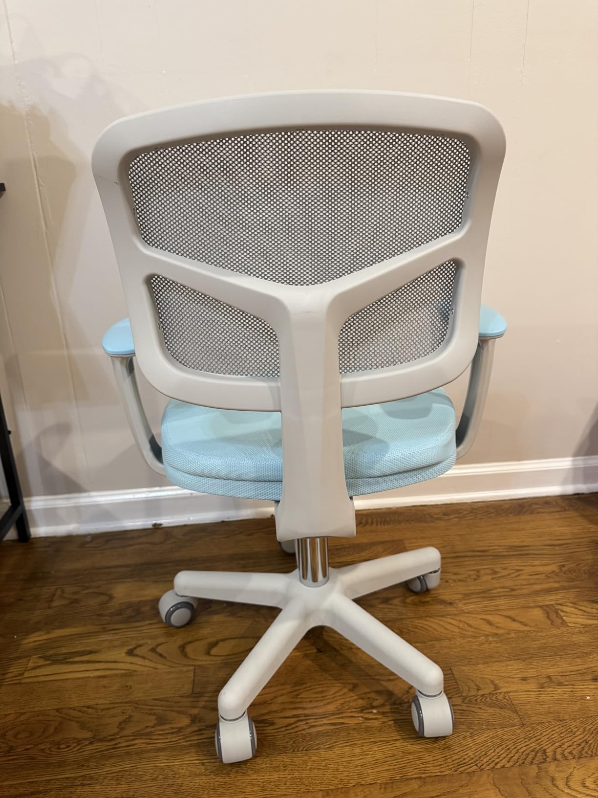 Costzon Kids Desk Chair, Adjustable Children Study Computer Chair with Arms & Wheels, Student Swivel Rolling Task Chair, Ergonomic Kids Office Chair for Boys Girls Age 4-12, Home Bedroom School, Blue customer photo 2