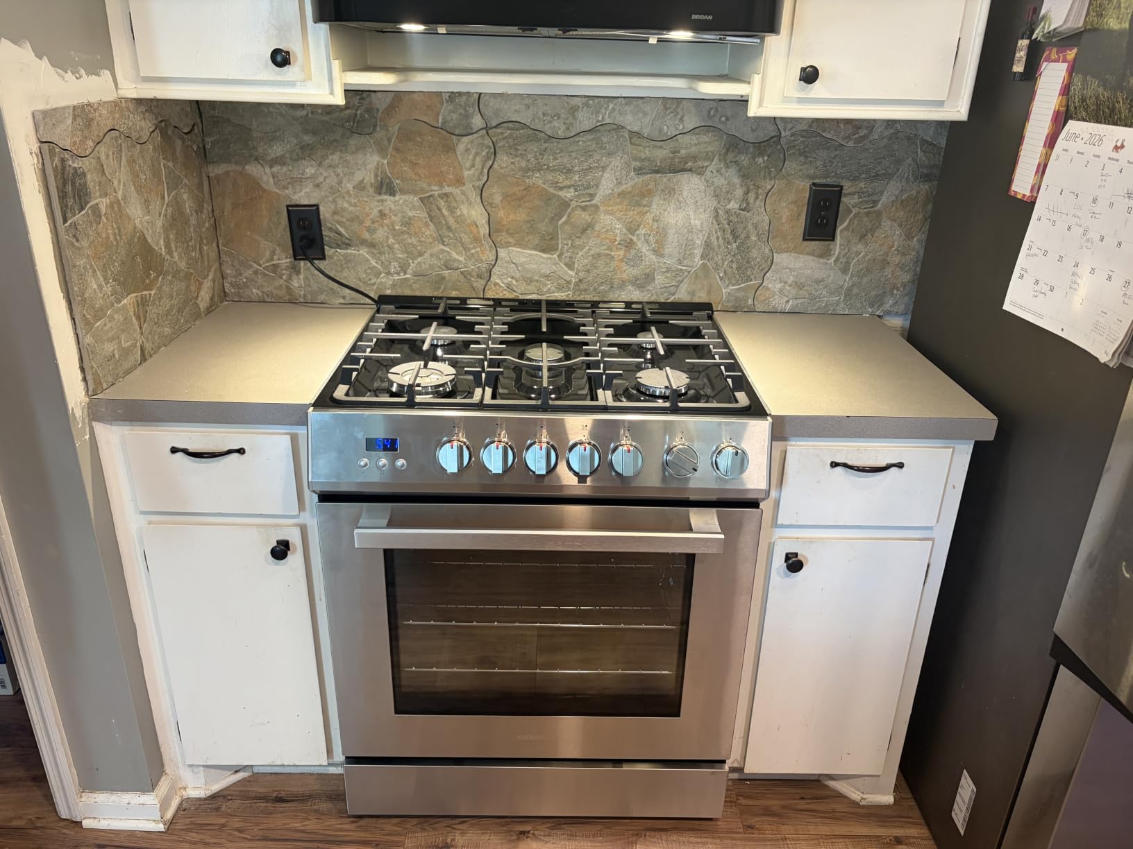 COSMO COS-305AGC 30 in. 5.0 cu. ft. Freestanding Single Oven Gas Range with 5 Burner Cooktop and Heavy Duty Cast Iron Grates in Stainless Steel customer photo 1