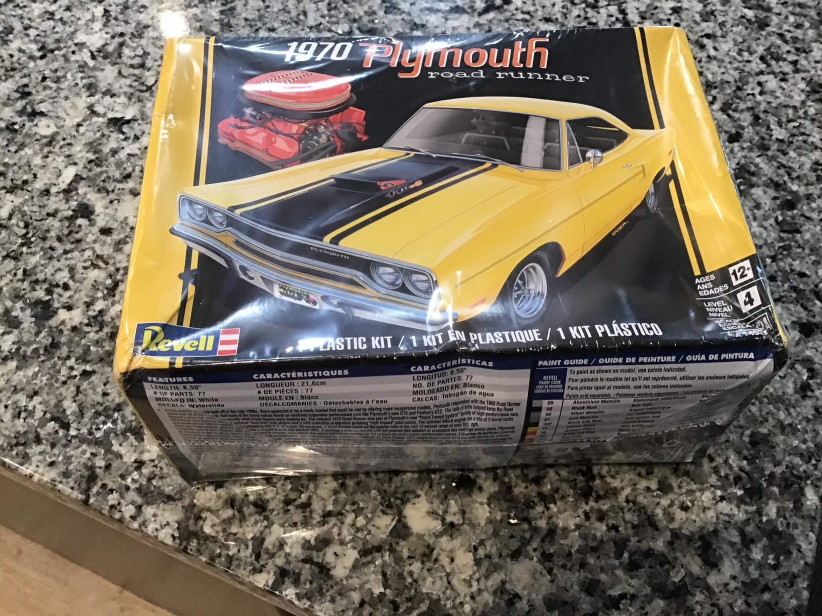 Revell 1970 Plymouth Road Runner Plastic Car Model Building Kit 1:24 Scale customer photo 2