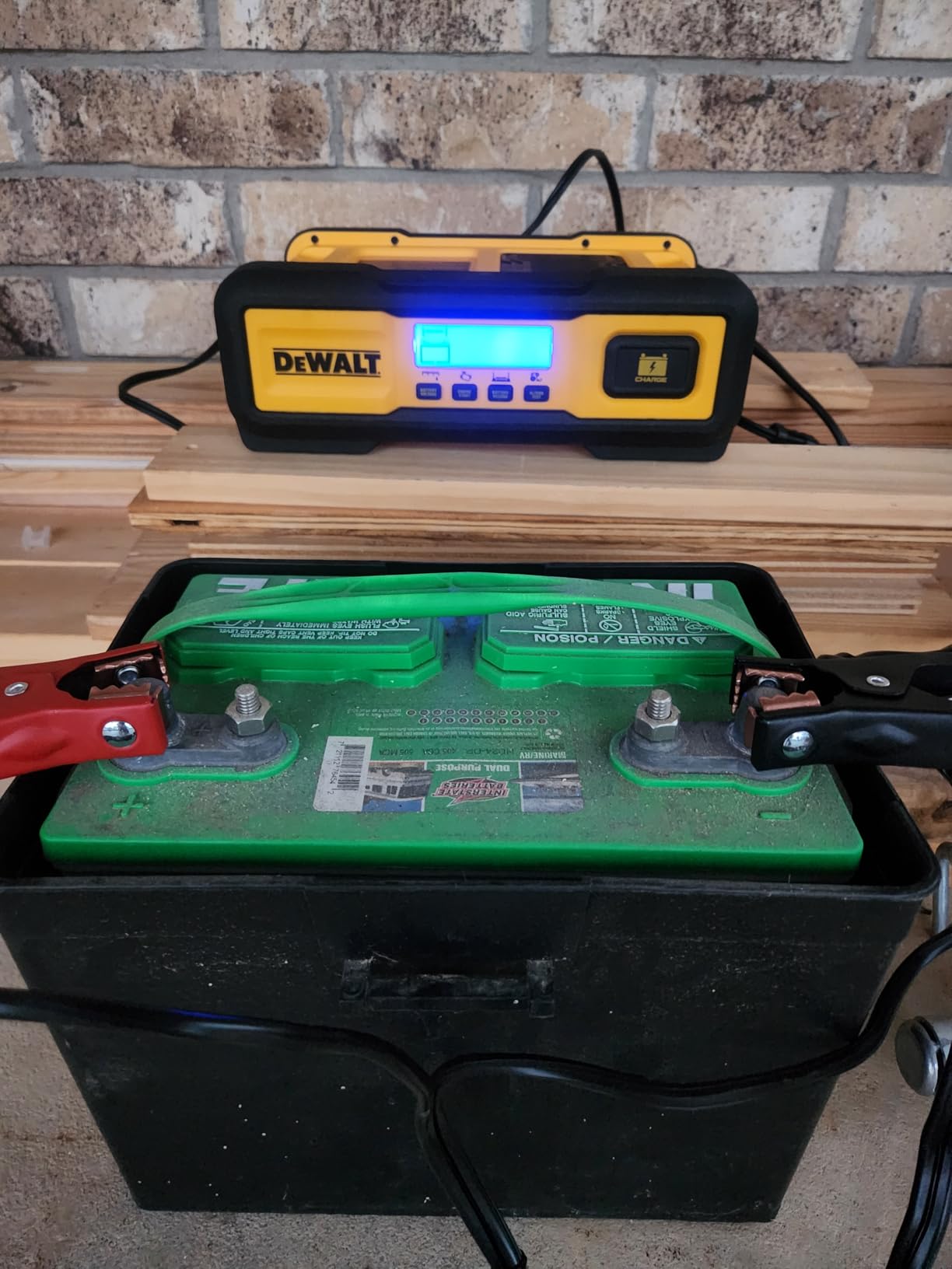DeWalt DXAEC100 30 Amp Battery Charger, for Vehicles | 100 Amp Engine Start, 30 Amp Charger, 3 Amp Maintainer customer photo 1