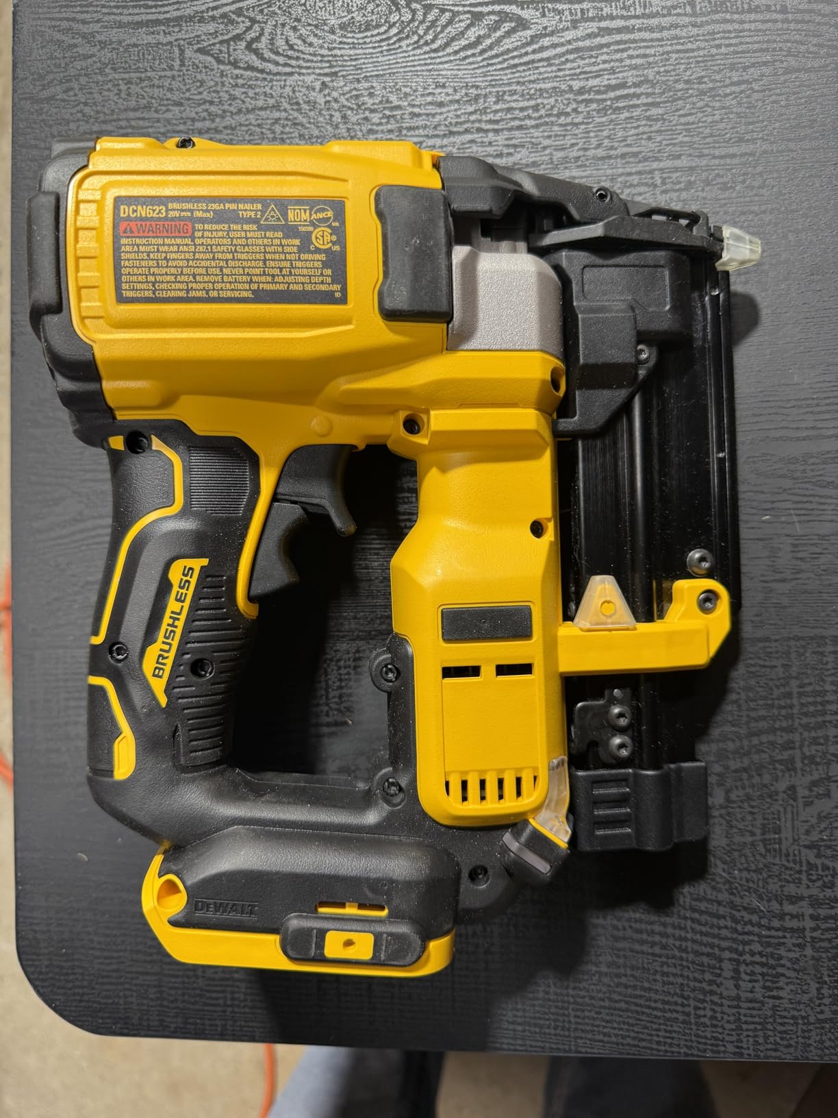 PIN NAILER CMPCT 20V 23G customer photo 1