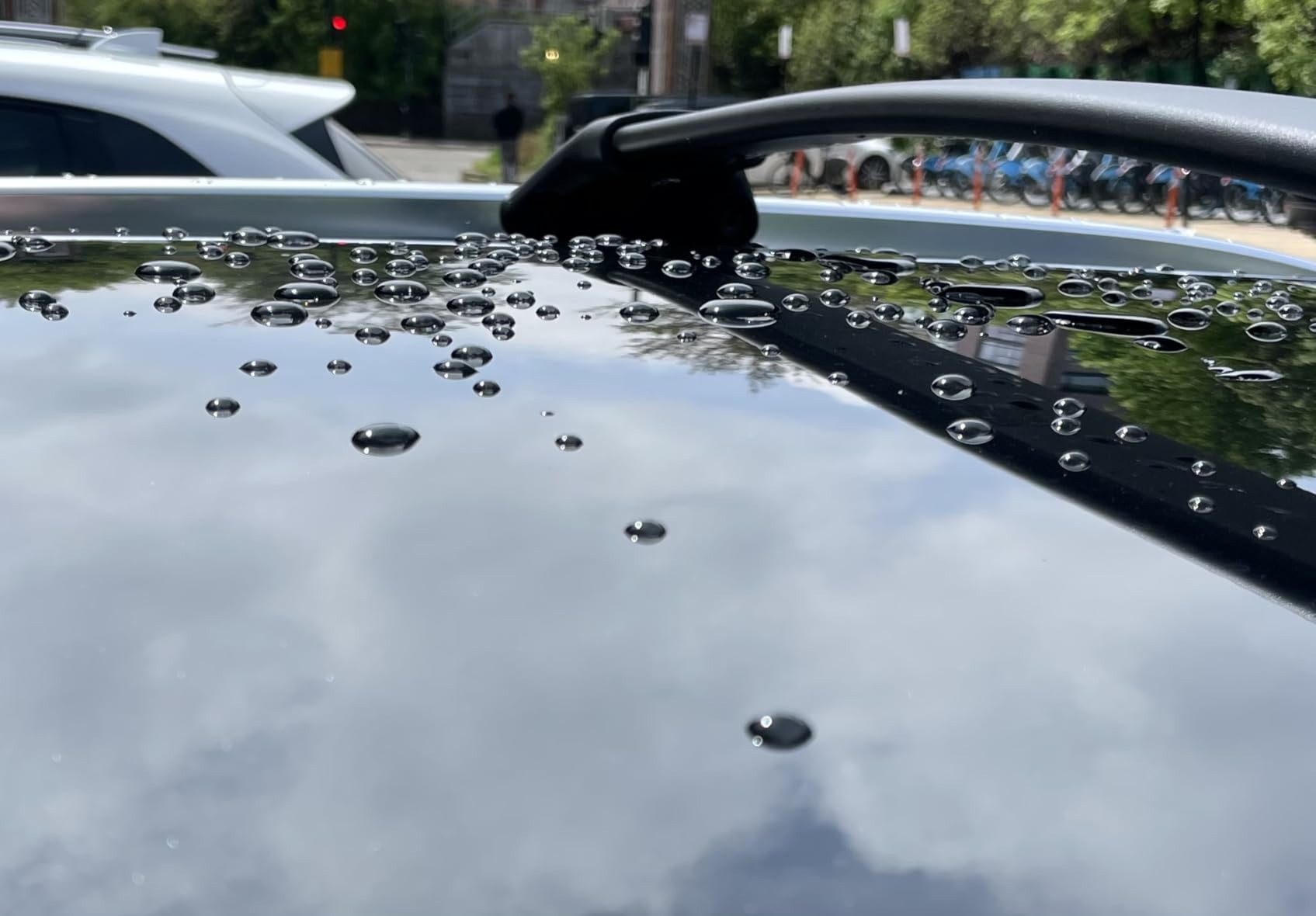 Graphene Ceramic Coating(60ML), 10H Ceramic Coating for Cars, High Gloss Anti-Scratch Nano Coat Kit Hydrophbic Mirror Paint Protection 3 Years Prorection customer photo 1