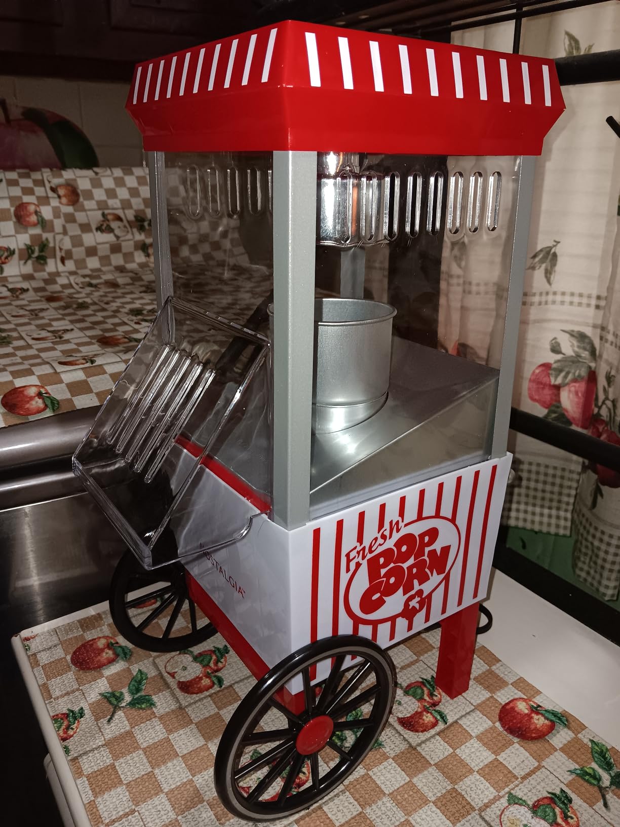 Nostalgia Vintage Hot-Air Popcorn Maker Machine - Makes Up to 12 Cups - Oil-Free - Healthier Popcorn - Classic Stand-Up Cart With Wheels - Includes Kernel Measuring Cup - Red customer photo 1