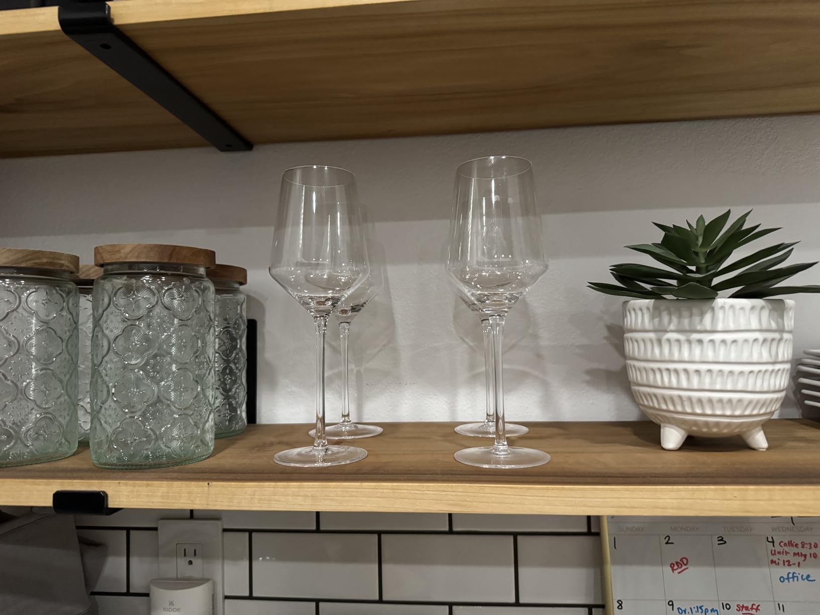 OJA Wine Glasses Set, Crystal Red Hand Blown Wine Glass, Set of 6, 15 oz | Long Stem, Thin Rim, Premium, Perfect for Red or White, Daily Use, Unique Wedding Anniversary or Birthday Gift customer photo 2