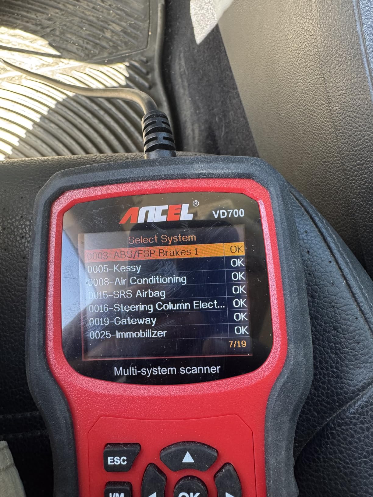 BD500 Bluetooth Diagnostic Scan Tool for VW Audi Seat Skoda Diagnosis, Full Systems Volkswagen OBD2 Scanner Vag Car Code Reader with Battery Check EPB Reset for iPhone, iPad & Android customer photo 1
