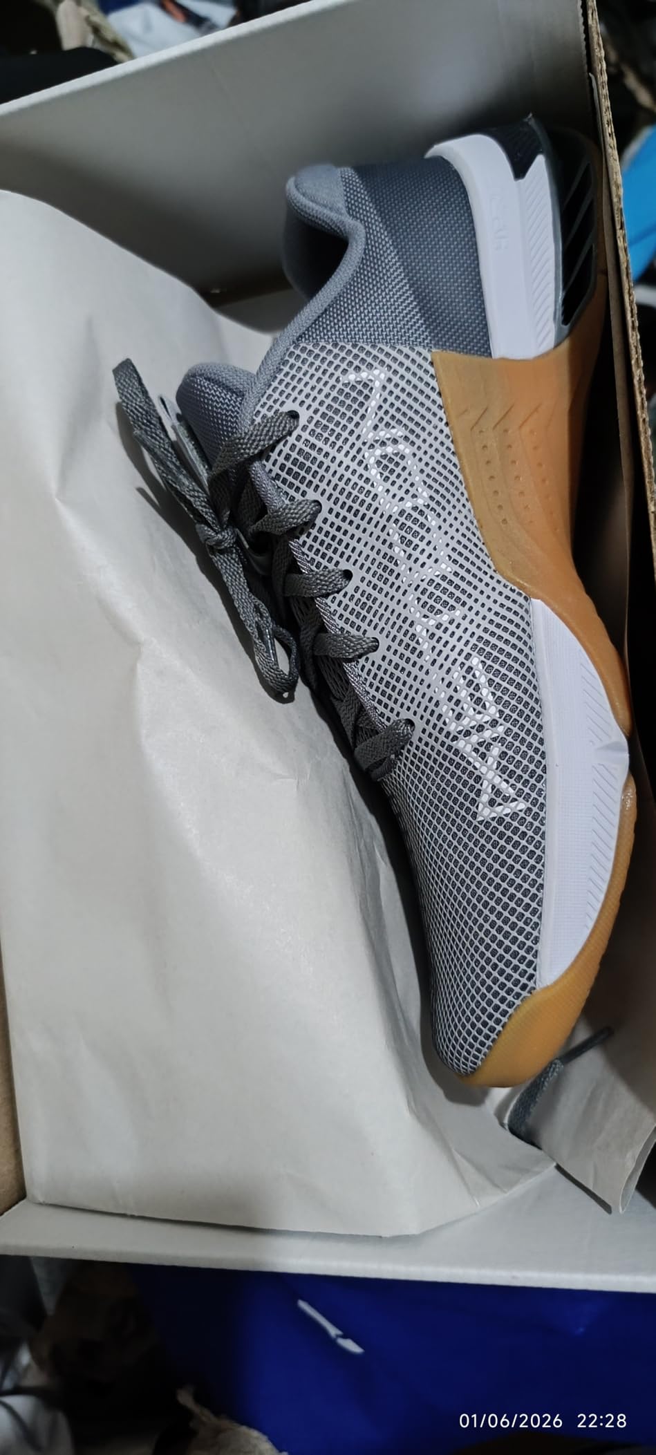 Nike Men's Metcon 8 Sneakers customer photo 2