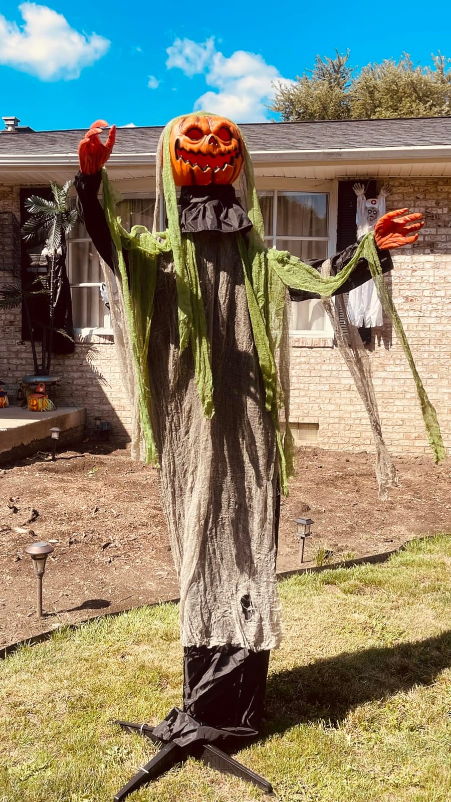 6 Ft Animated Halloween Root of Evil Prop, Halloween Decorations Outdoor | Spooky Sound & Touch Activated Motion Sensor Realistic Sound Effects Haunted House Halloween Party Decor customer photo 1