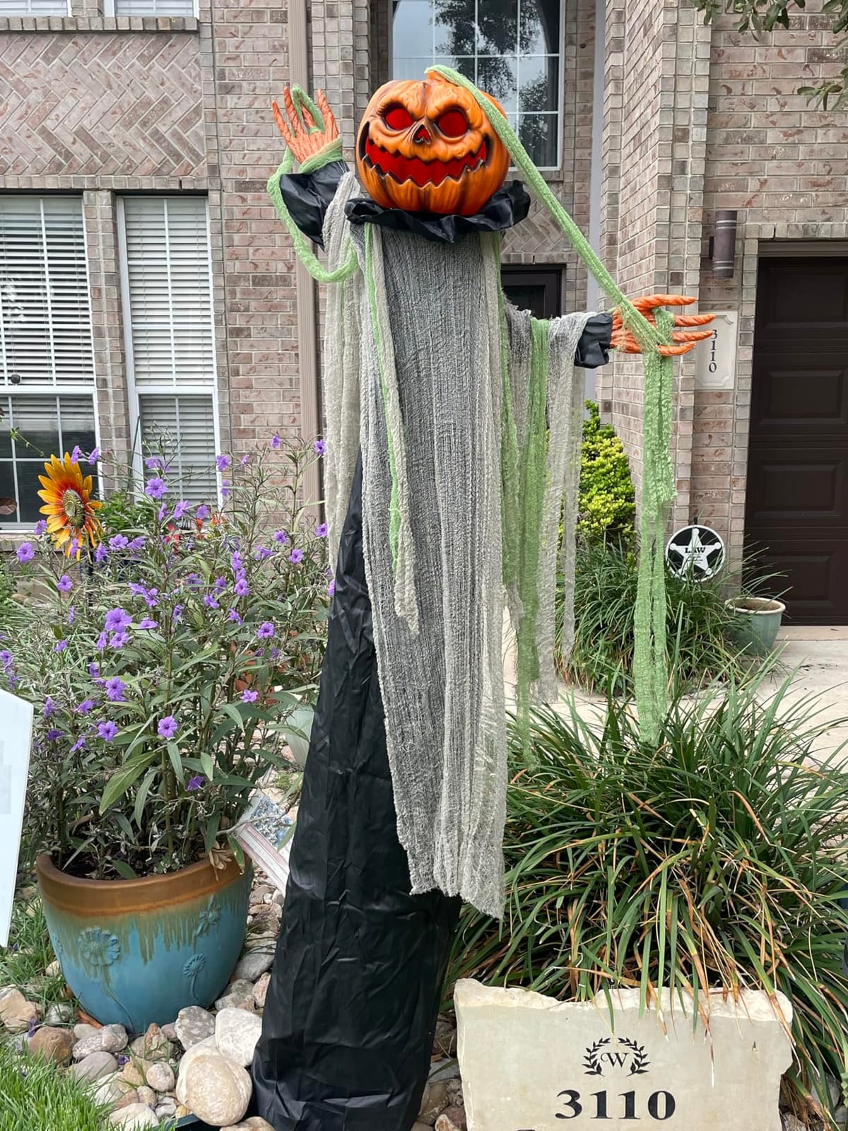6 Ft Animated Halloween Root of Evil Prop, Halloween Decorations Outdoor | Spooky Sound & Touch Activated Motion Sensor Realistic Sound Effects Haunted House Halloween Party Decor customer photo 2