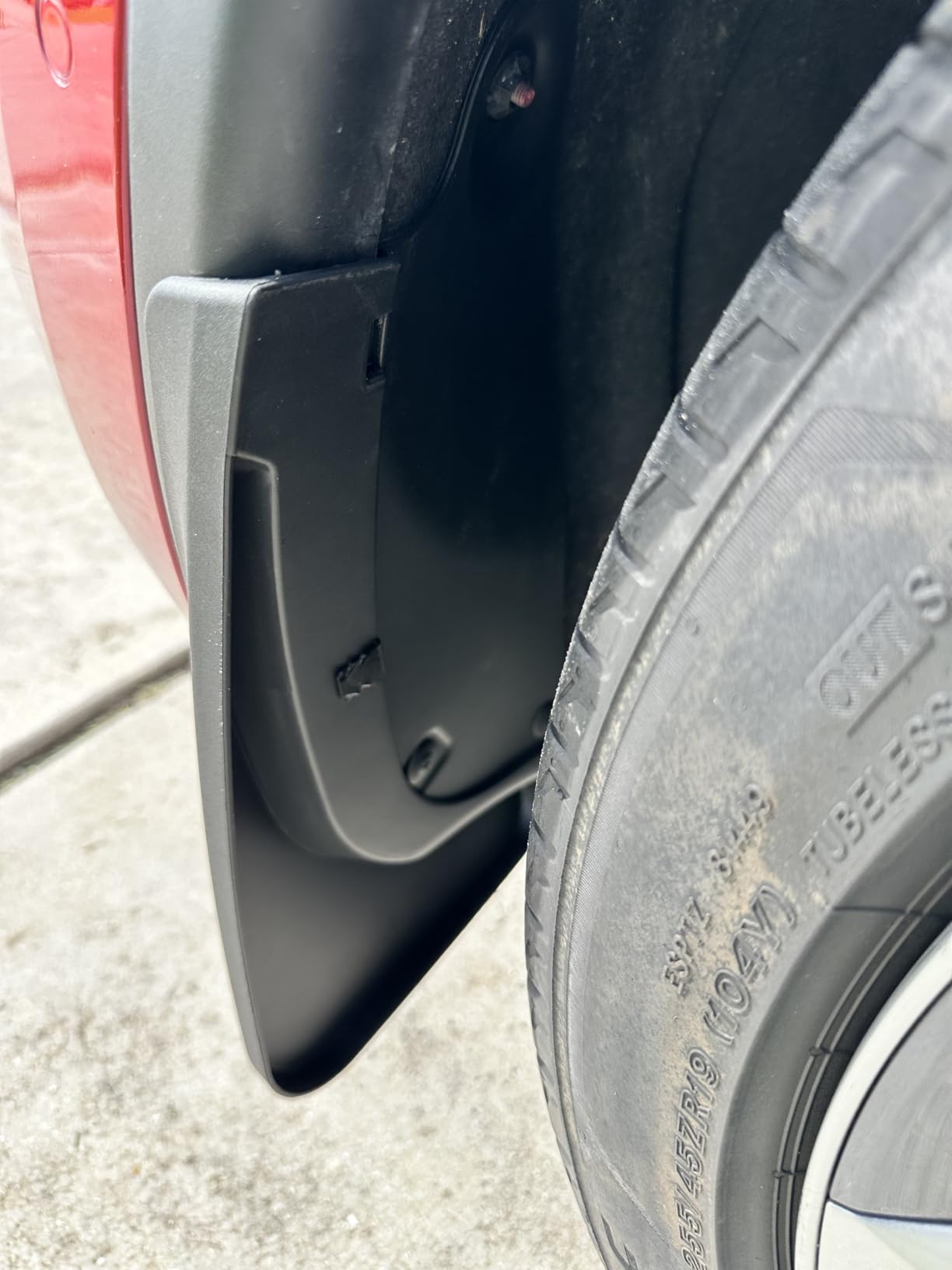 BOXI 2024 Upgraded Mud Flaps Splash Guards fit for Tesla Model Y 2019 2020 2021 2022 2023 2024 2025 Vehicle Sediment Protection No Drilling No Tape Mudflaps Tire Protector customer photo 1