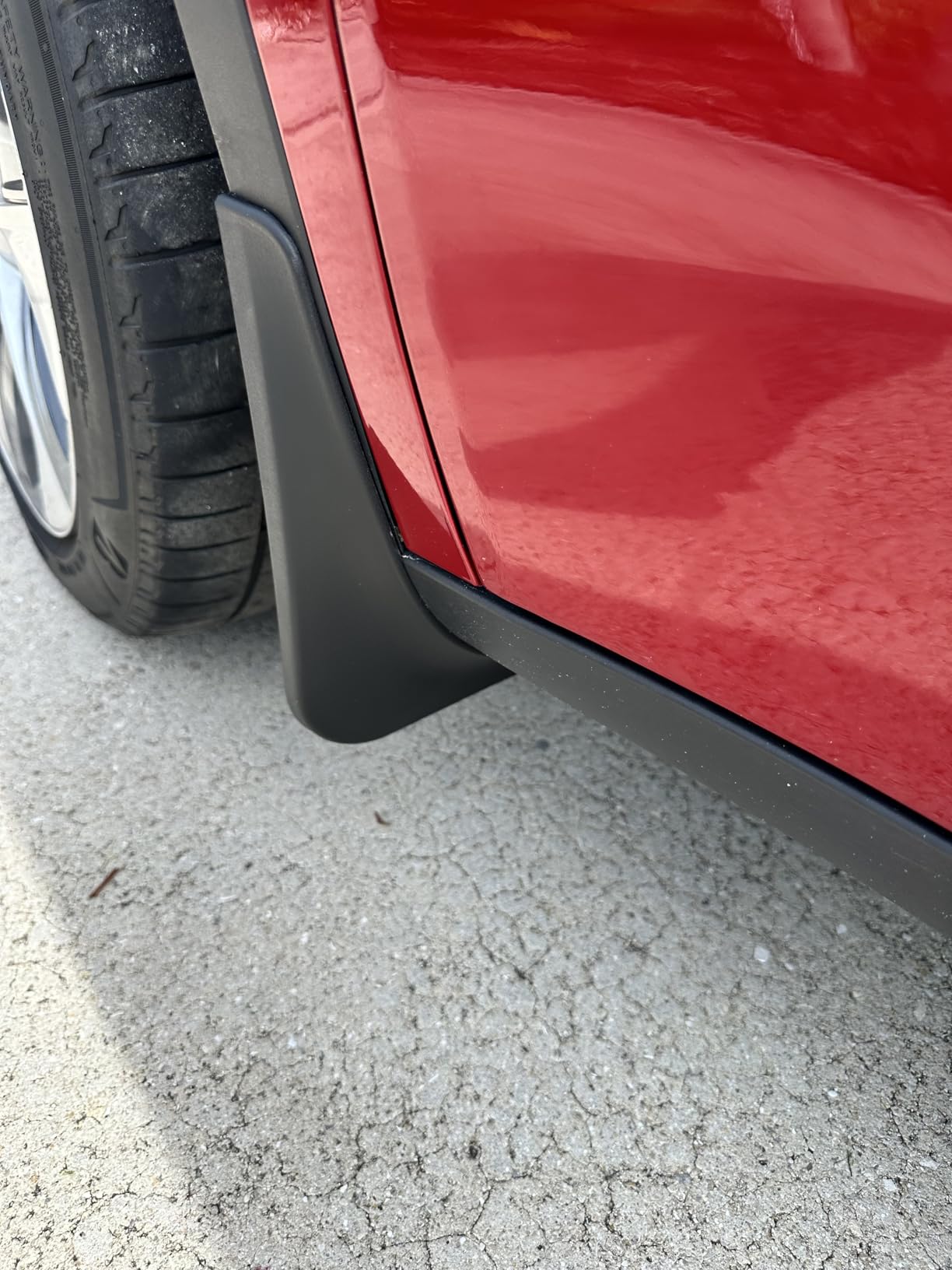 BOXI 2024 Upgraded Mud Flaps Splash Guards fit for Tesla Model Y 2019 2020 2021 2022 2023 2024 2025 Vehicle Sediment Protection No Drilling No Tape Mudflaps Tire Protector customer photo 2