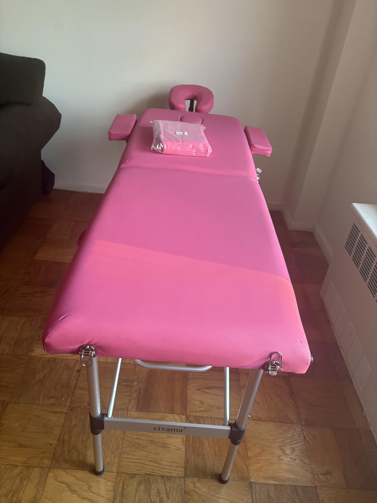 Portable Massage Table, Lightweight Wood Frame with Carry Handle, Black | Includes Oil Pocket, Face Cradle, Height Adjustable & Compact for Tattoo, Facial Care, Spa Treatments & Lash Extension customer photo 2