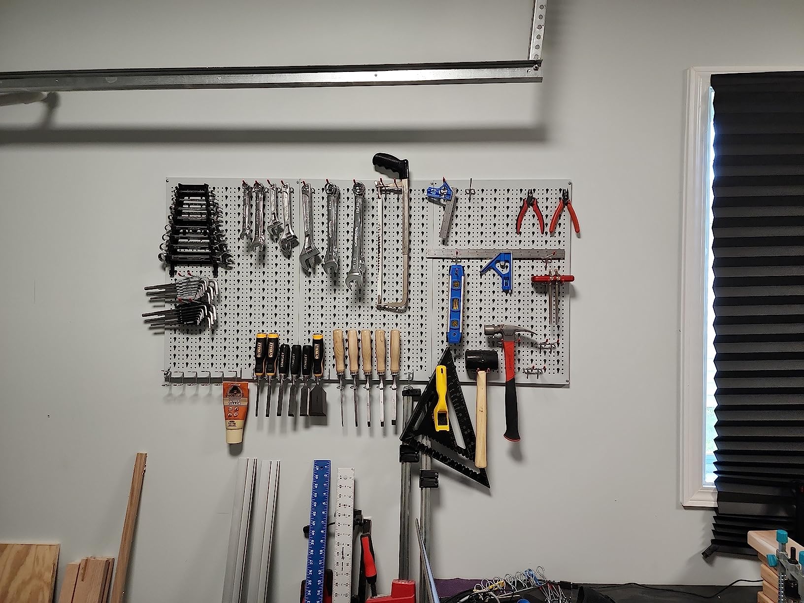 TORACK Metal Pegboard Wall Organizer System 24x48 in, 109 PCS Pegboard Kit | with Accessories, Tool Organizer Peg Board Kit with Bins, Hooks, Tool Storage Boards for Workbench, Black customer photo 1