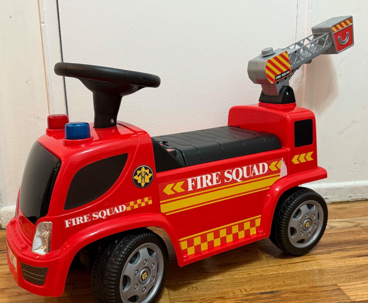 HONEY JOY Ride On Push Car with Bubble Maker, Fire Engine Push Cars for Toddlers w/Horn, Music, Lights, Under Seat Storage, Foot-to-Floor Ride On Fire Truck Toy for Kids Boys Girls, Red customer photo 1