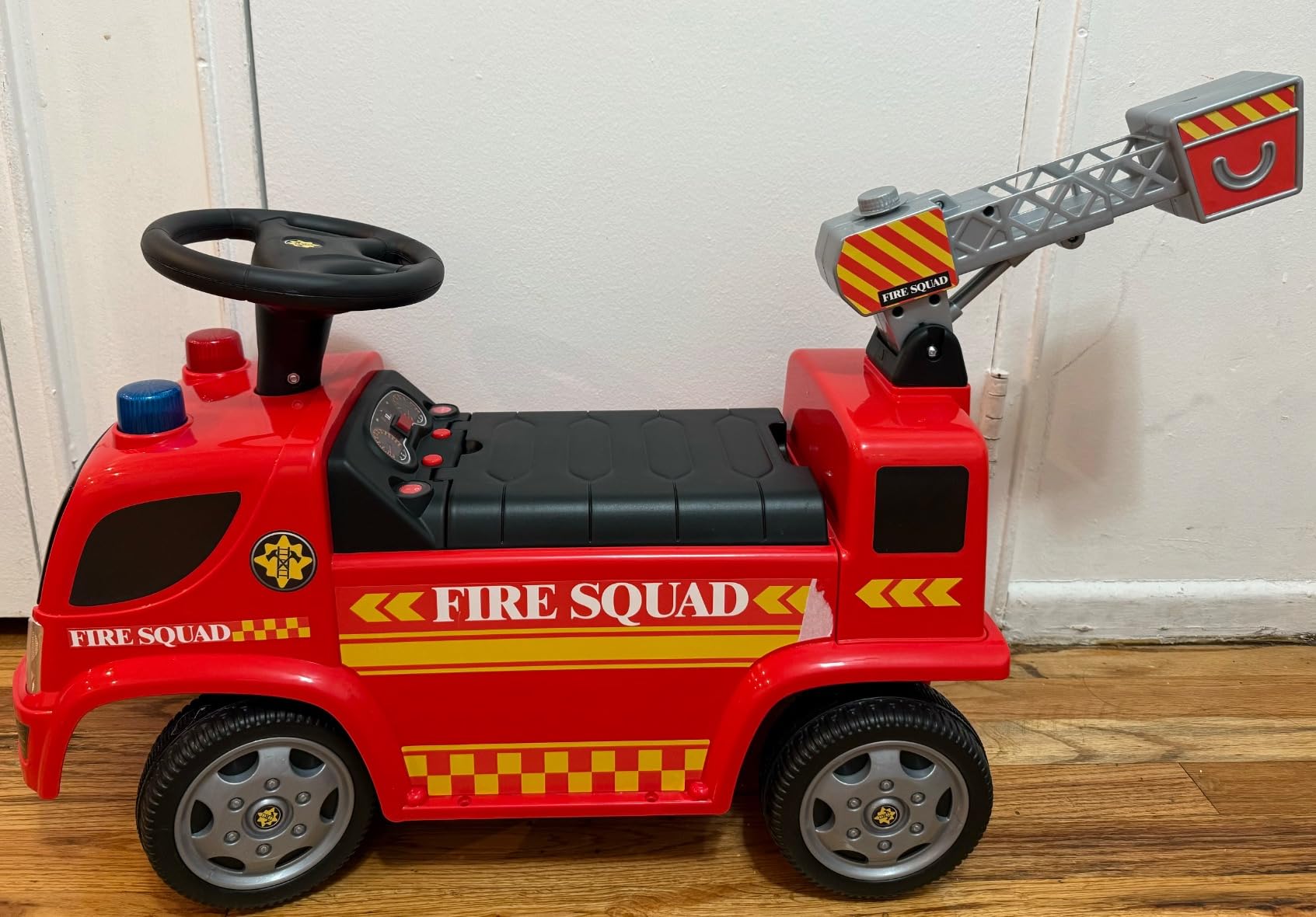 HONEY JOY Ride On Push Car with Bubble Maker, Fire Engine Push Cars for Toddlers w/Horn, Music, Lights, Under Seat Storage, Foot-to-Floor Ride On Fire Truck Toy for Kids Boys Girls, Red customer photo 2