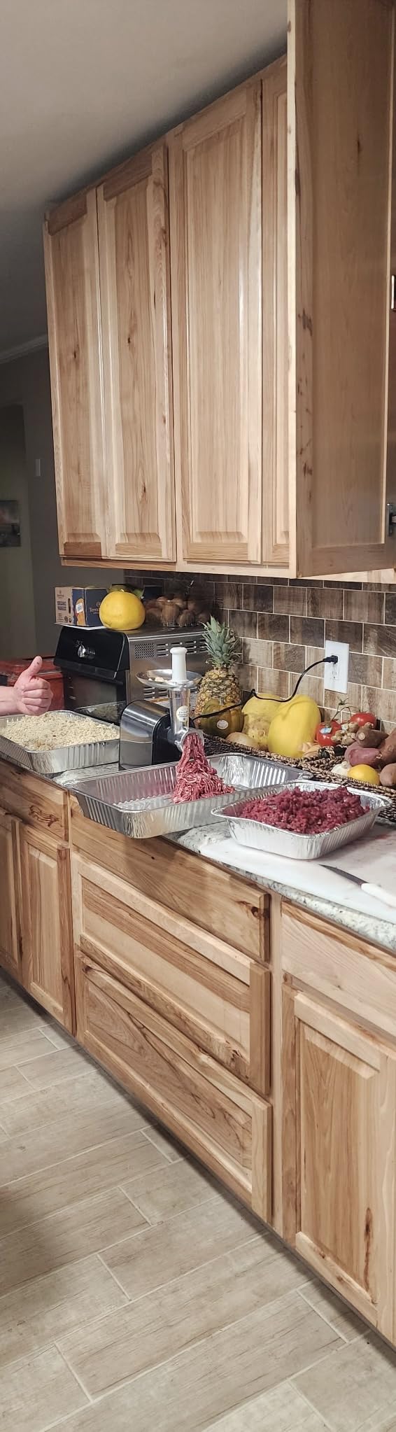 Electric Meat Grinder, Sausage Stuffer with 3 Sausage Tubes, 2 Blades, 3 Plates, 3200W Max, Meat Grinder Heavy Duty for Home Kitchen Use, Stainless Steel (Black) customer photo 2