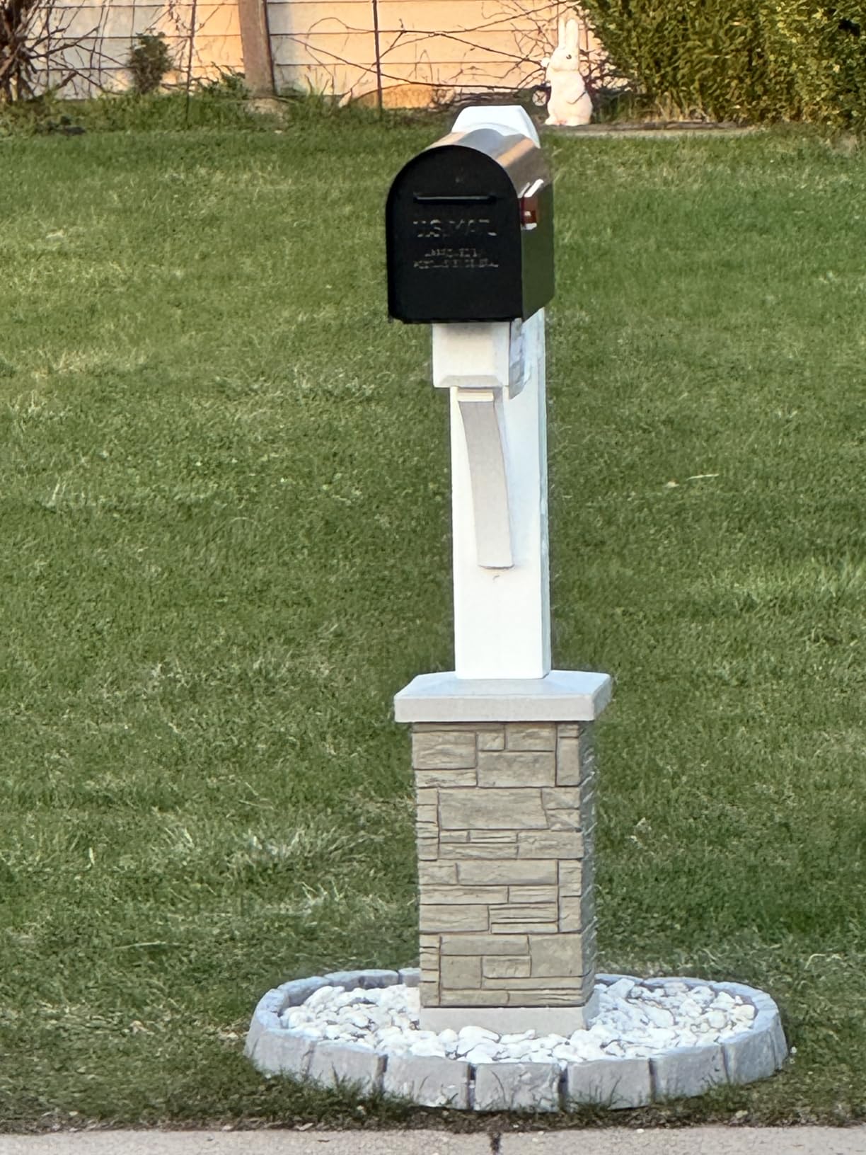 Architectural MAILBOXES Ironside Large Capacity Galvanized Steel Black, Post-Mount Mailbox, MB801BAM customer photo 2