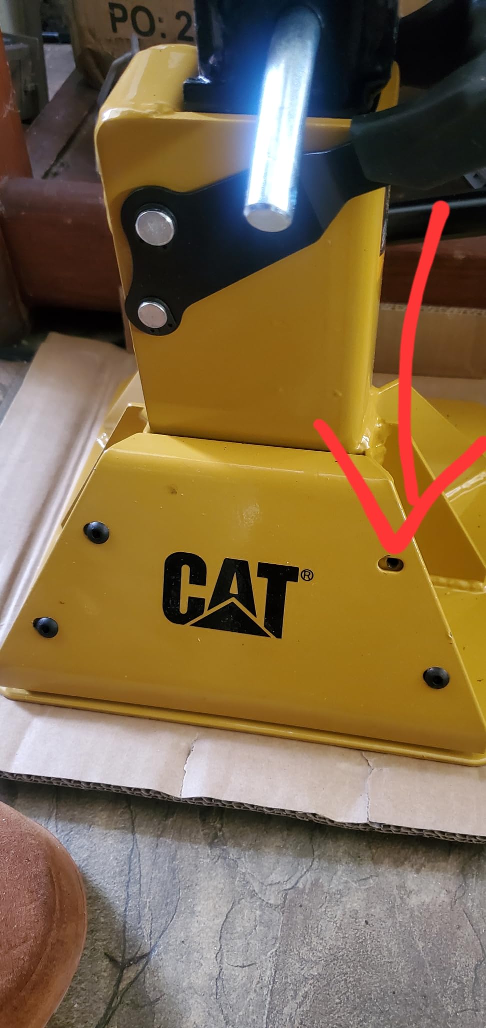 Cat 4 Ton All-in-One Truck Jack, Bottle Jack and Stand in One, Car Lift Equipment for Repair - 240342 customer photo 2