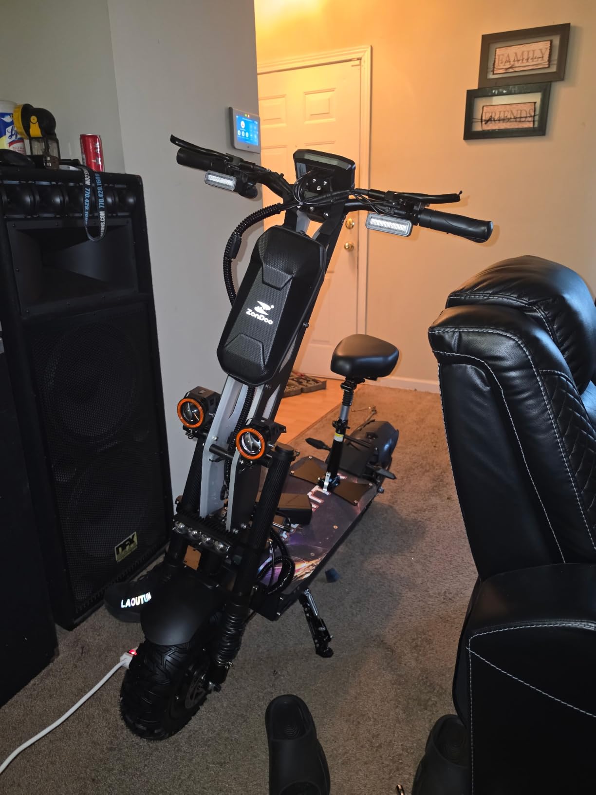 RoadHitter Electric Scooter Adults 68 MPH, Dual Motor 10000W 75 Miles Range,Dual Hydraulic Suspension and Oil Brakes,13