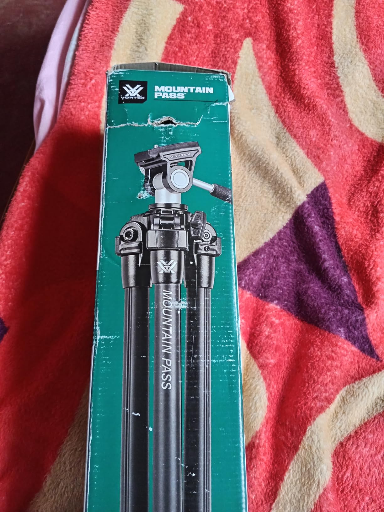 Vortex Mountain Pass Tripod Kit | 2-Way Pan Head - 22 lb Max Load, Arca-Swiss Mount, Aluminum Legs, Flip Lever Leg Locks - Unlimited, Unconditional Warranty customer photo 1