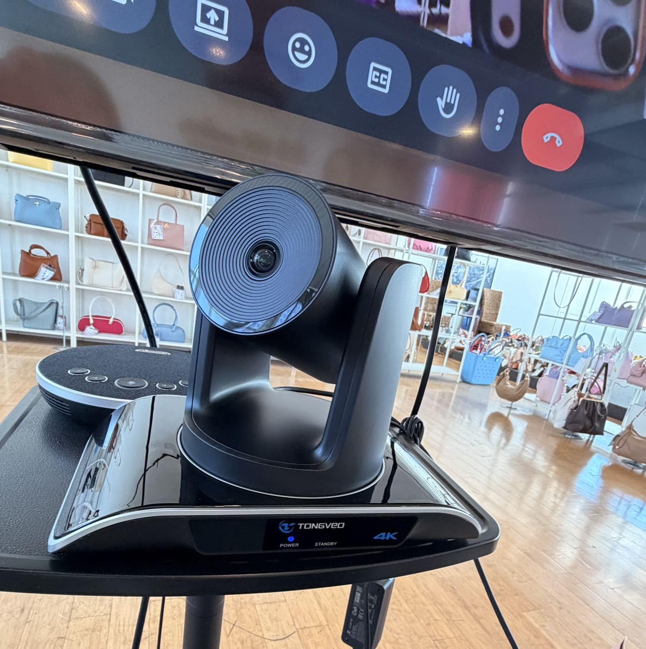 TONGVEO 4K Conference Room Camera System with Gesture Control, AI Auto-Tracking PTZ Camera 5X Digital Zoom with Speakerphone Set 120 Degree Wide-Angle USB3.0 for Remote Meetings Zoom Teams OBS and More customer photo 2