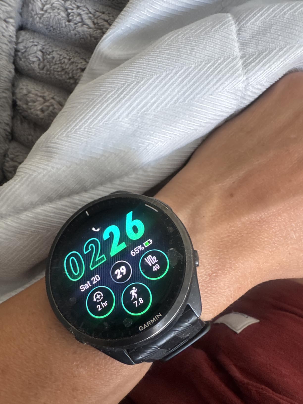Garmin Forerunner 965 Running Smartwatch, Colorful AMOLED Display, Training Metrics and Recovery Insights, Black and Powder Gray customer photo 2