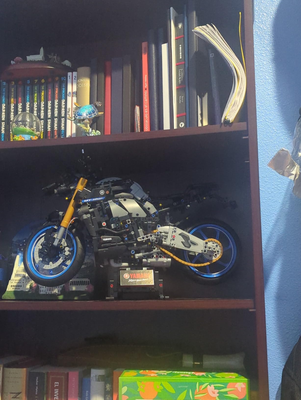 LEGO Technic Yamaha MT-10 SP - Building Set for Adults, Ages 18+ - Motorcycle Model Kit for Display - Home Office, Desk, Shelf Decor - Gift for Men & Women - 42159 customer photo 1