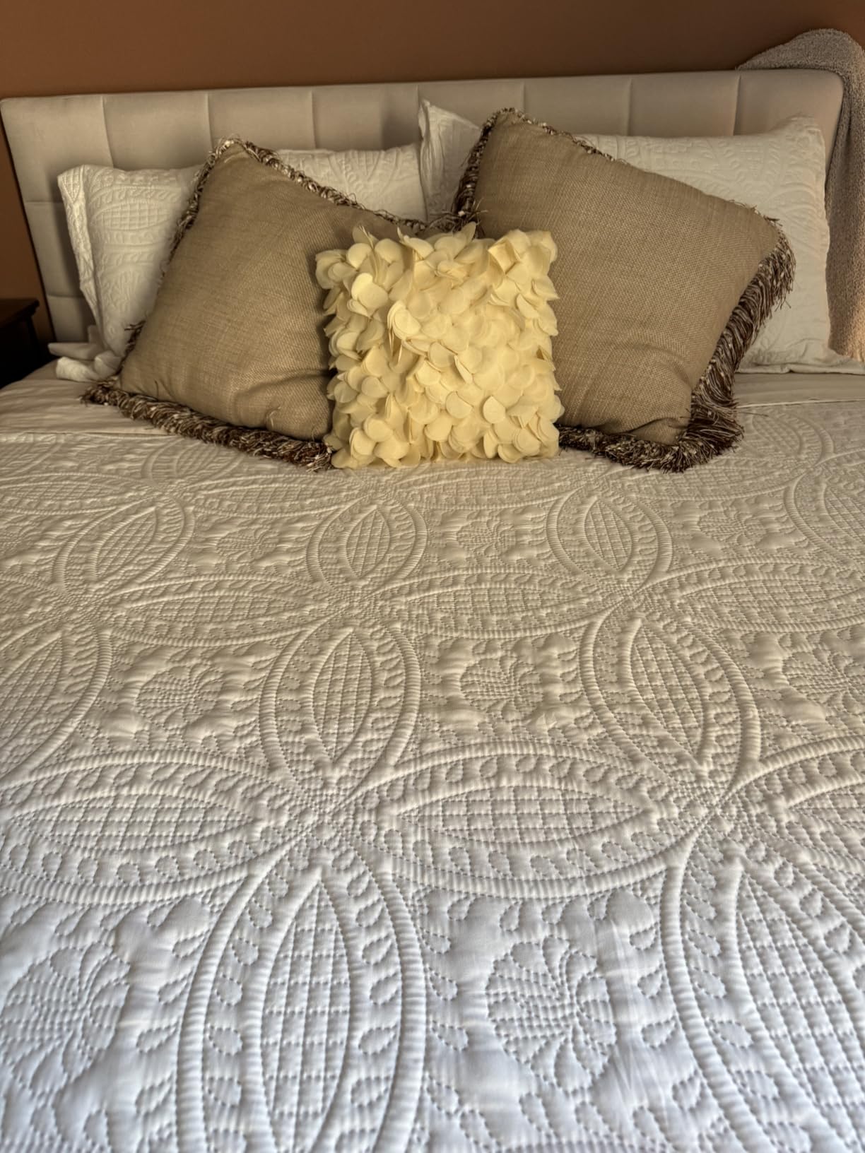 Love's cabin Quilts for Queen Bed Sage Bedspreads - Soft Bed Summer Lightweight Bedspread Comforter - Modern Style Coin Pattern Coverlet for All Season - 3 Pieces customer photo 1
