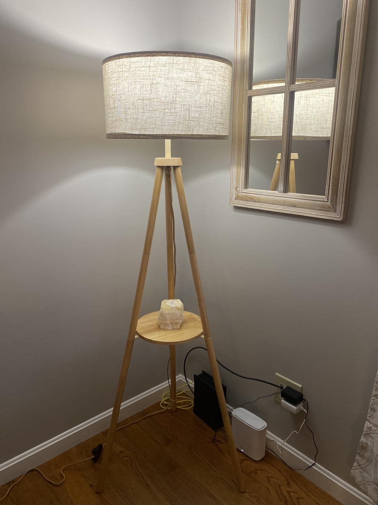 OUTON Wood Tripod Floor Lamp with Shelves, Mid Century Floor Lamp with Remote Control, 4 Color Temperature, LED Modern Dimmable Standing Lamp with Beige Linen Shade for Living Room, Bedroom, Office customer photo 1