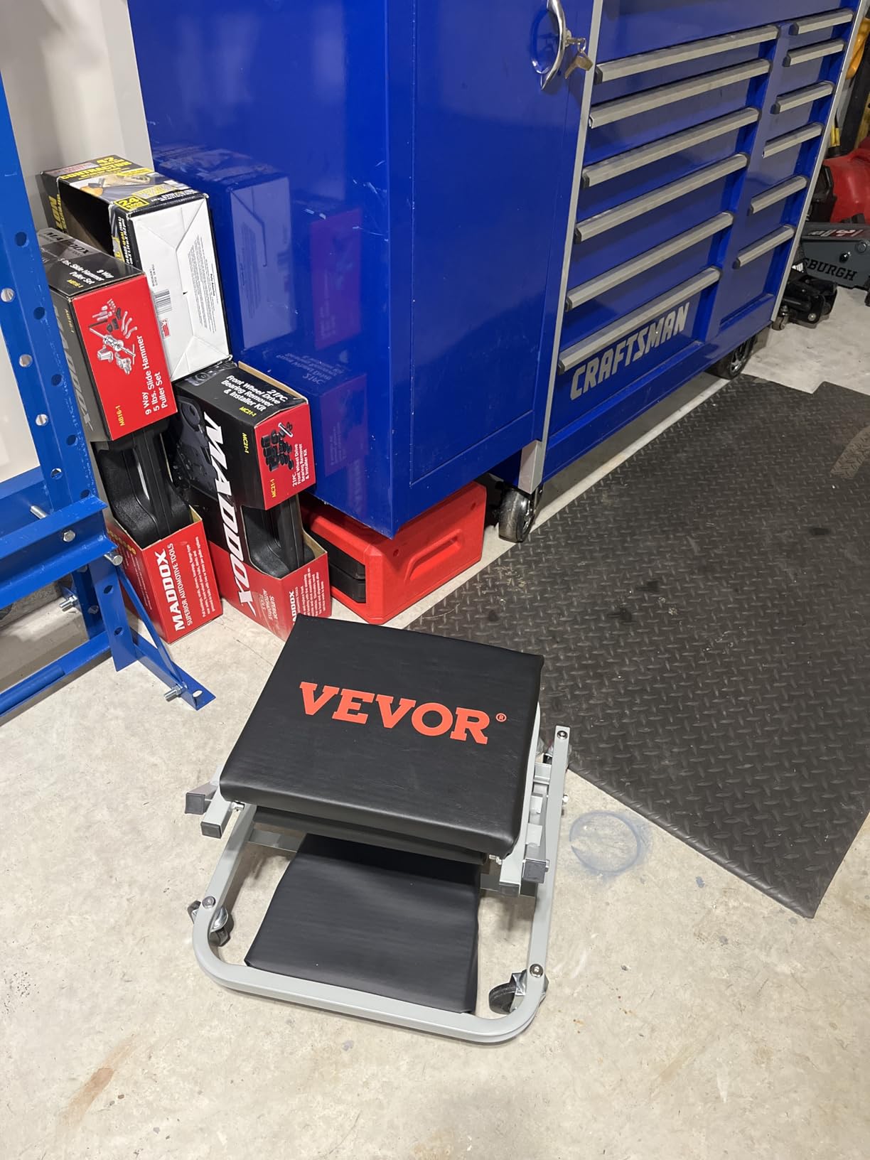 VEVOR Mechanic Creeper, Garage Gift, 36