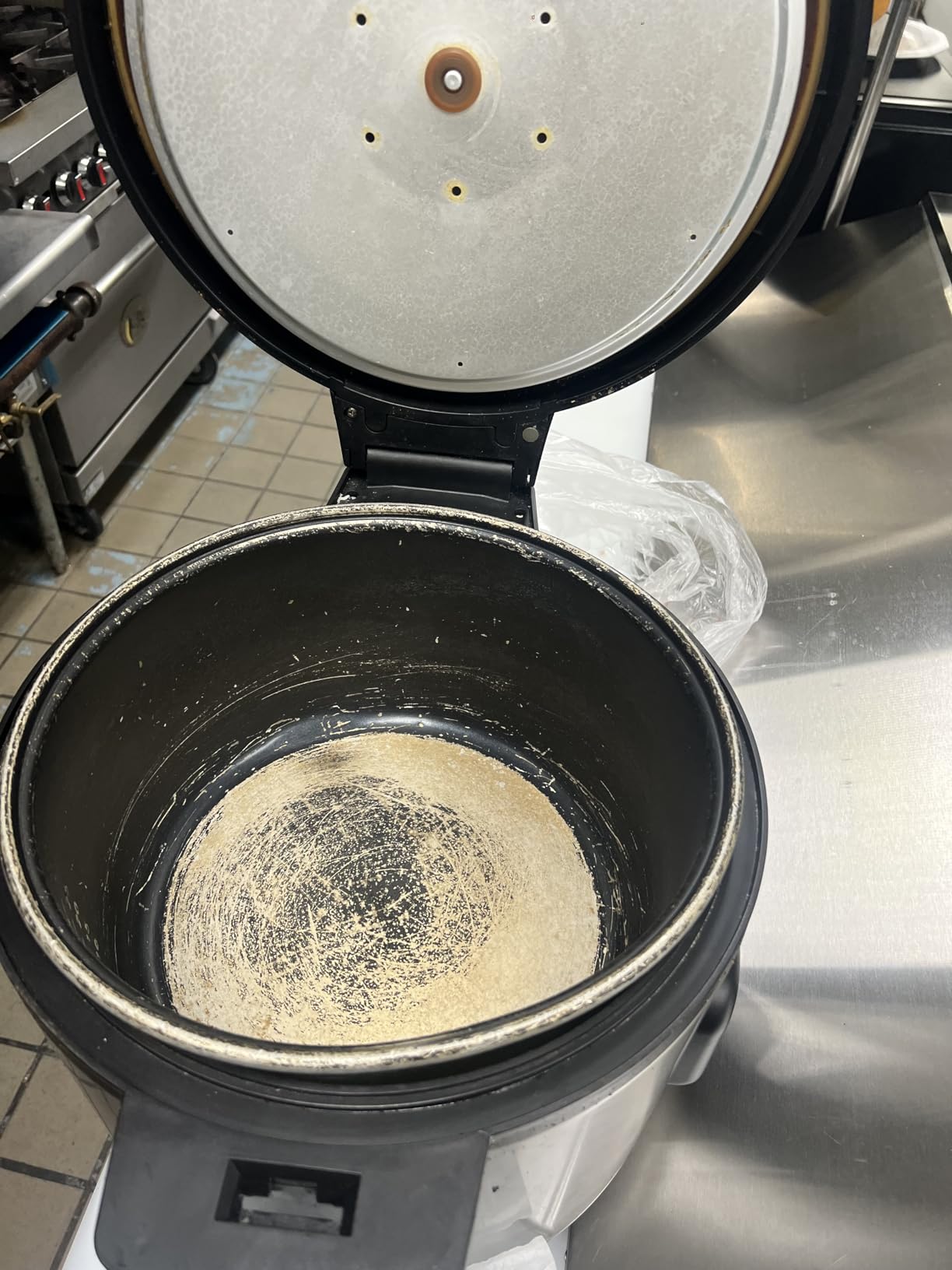 Winco 30 Cup Commercial-Grade Electric Rice Cooker | 1550W power, Foodservice, Great for Rice, Batch Cooking and Buffets customer photo 2