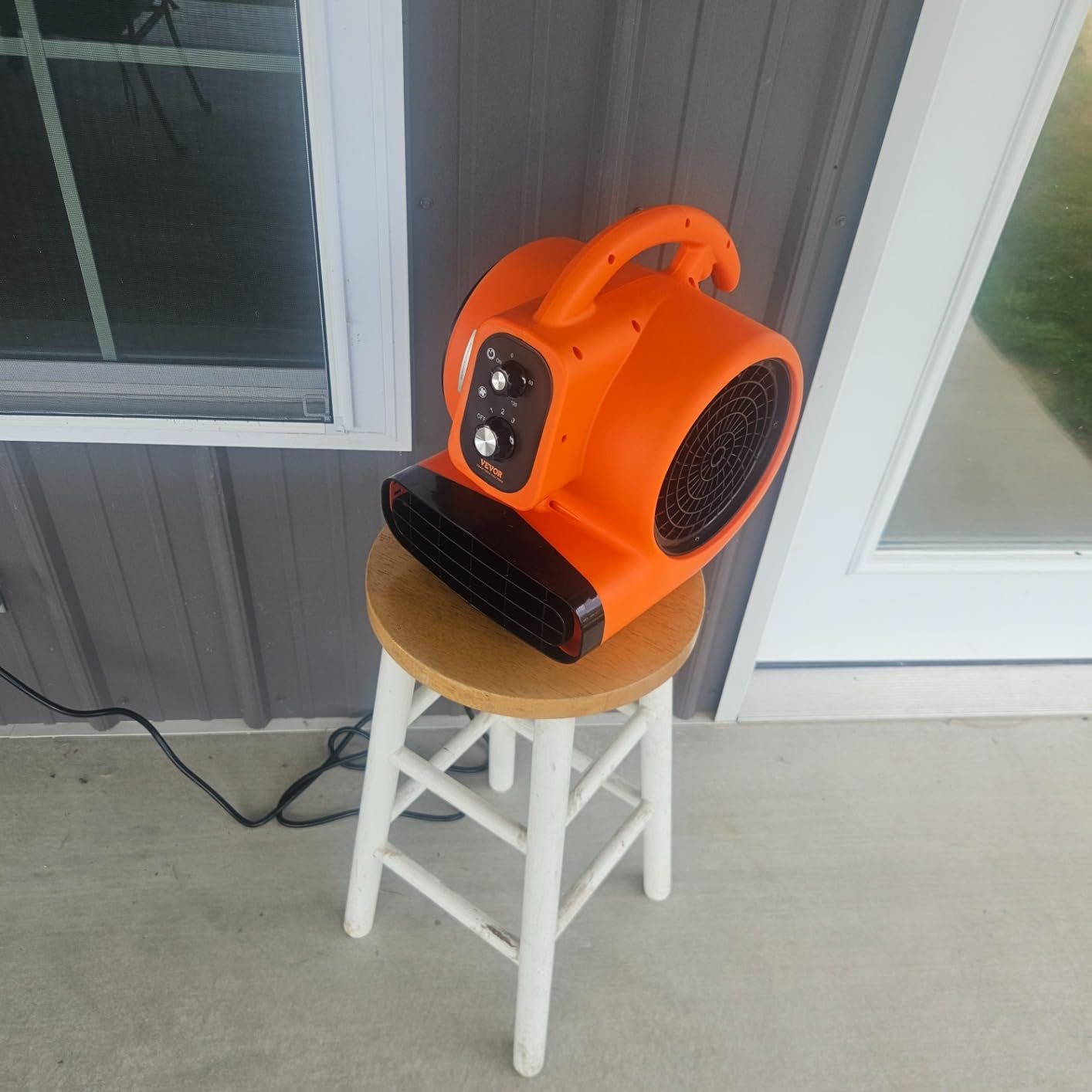 VEVOR Air Mover, 1/4 HP 1000 CFM Carpet Dryer for Cooling and Ventilating | Portable Floor Blower Fan, 4 Blowing Angles and Time Function, Adjustable Blow Angle for Janitorial, Home, Commercial Use customer photo 2