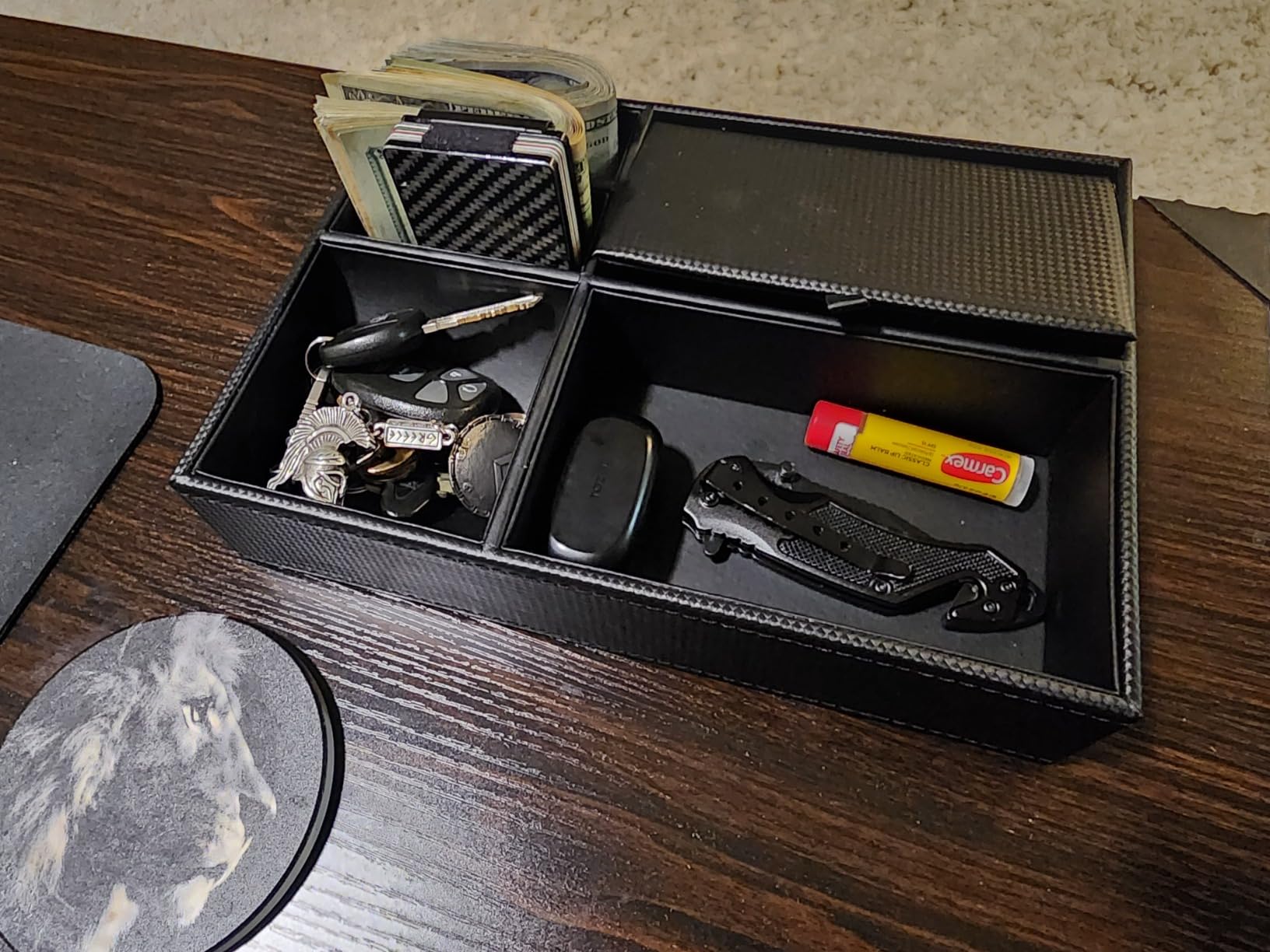 Zcaukya Men's Valet Tray, Jewelry Box Nightstand Organizer with 5 Compartments for Phone Keys Wallet Watch Glasses, Faux Leather Dresser Entryway Catchall Holder for Father's Day Gift (Black) customer photo 2