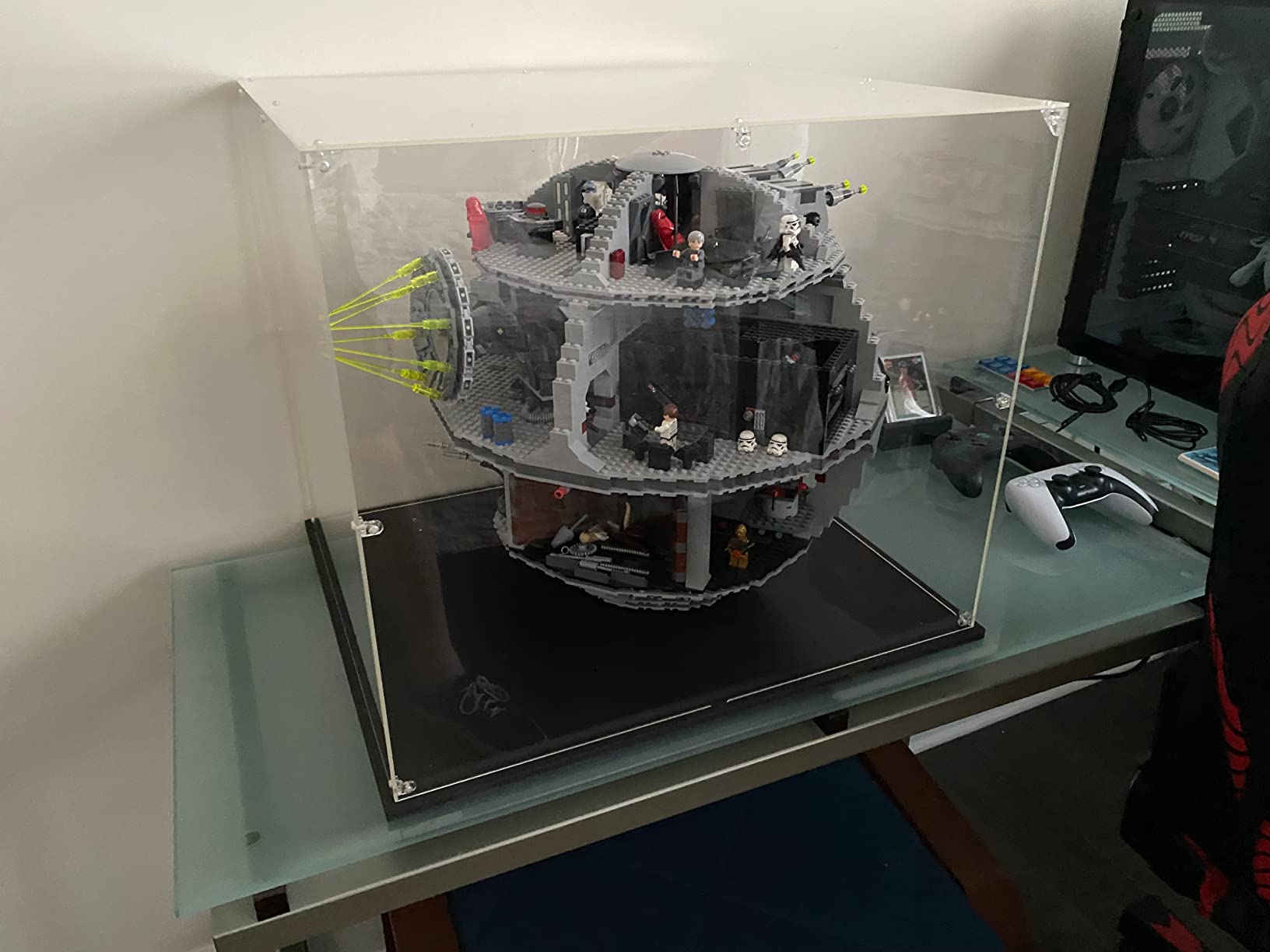 Acrylic Display Case Compatible for LEGO The Razor Crest #75331, Dustproof Display Case (Case Only) (Lego Sets are NOT Included) customer photo 2