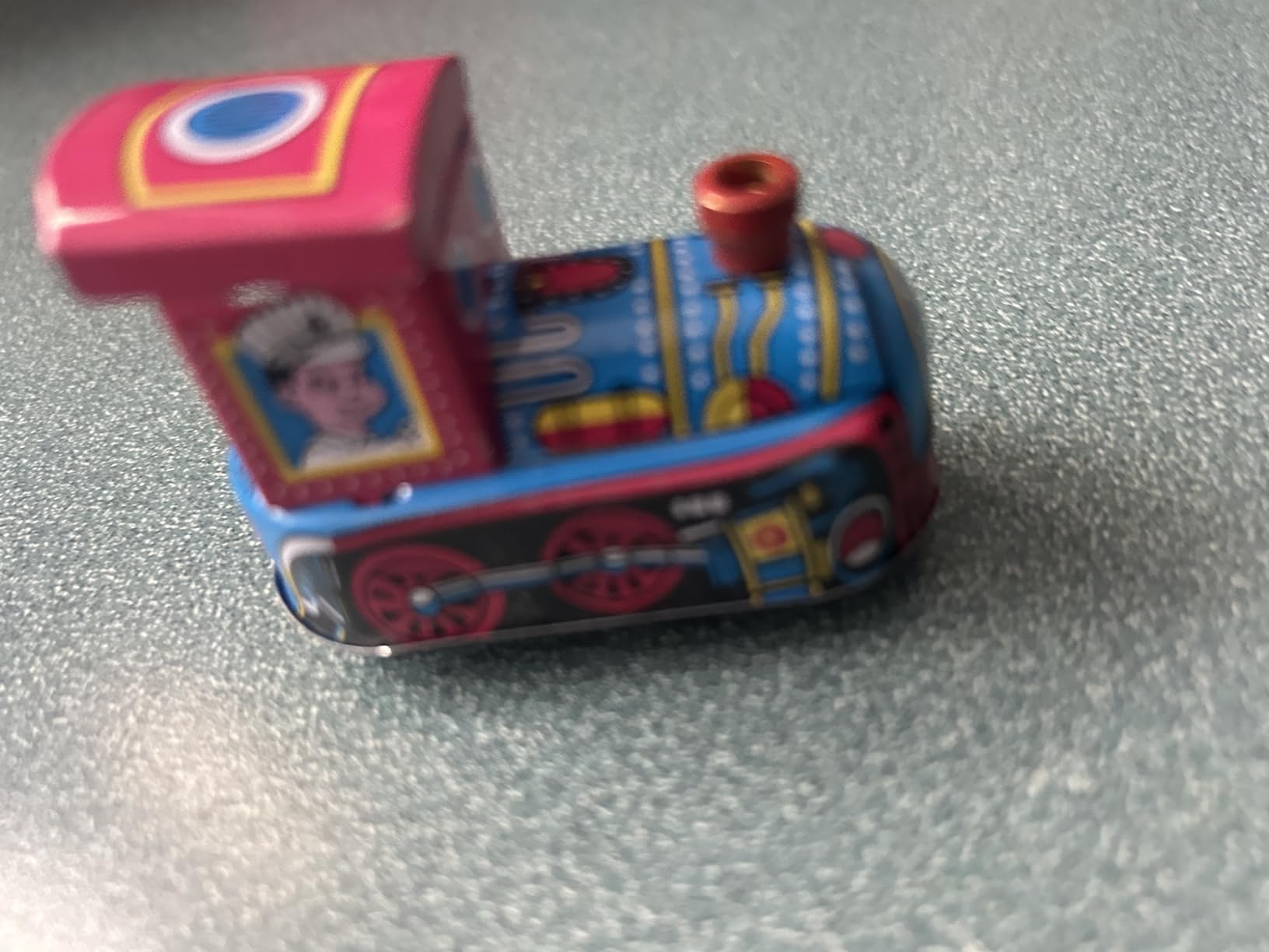 TOYANDONA Tin Locomotive Wind Up Toys Train Wind-Up Toy Boat Motor Tin Toys Vintage Wind-Up Kids Toys Mini Toys Kid Toy Wind-Up Toy Tinplate Iron Sheet Clock Child customer photo 2