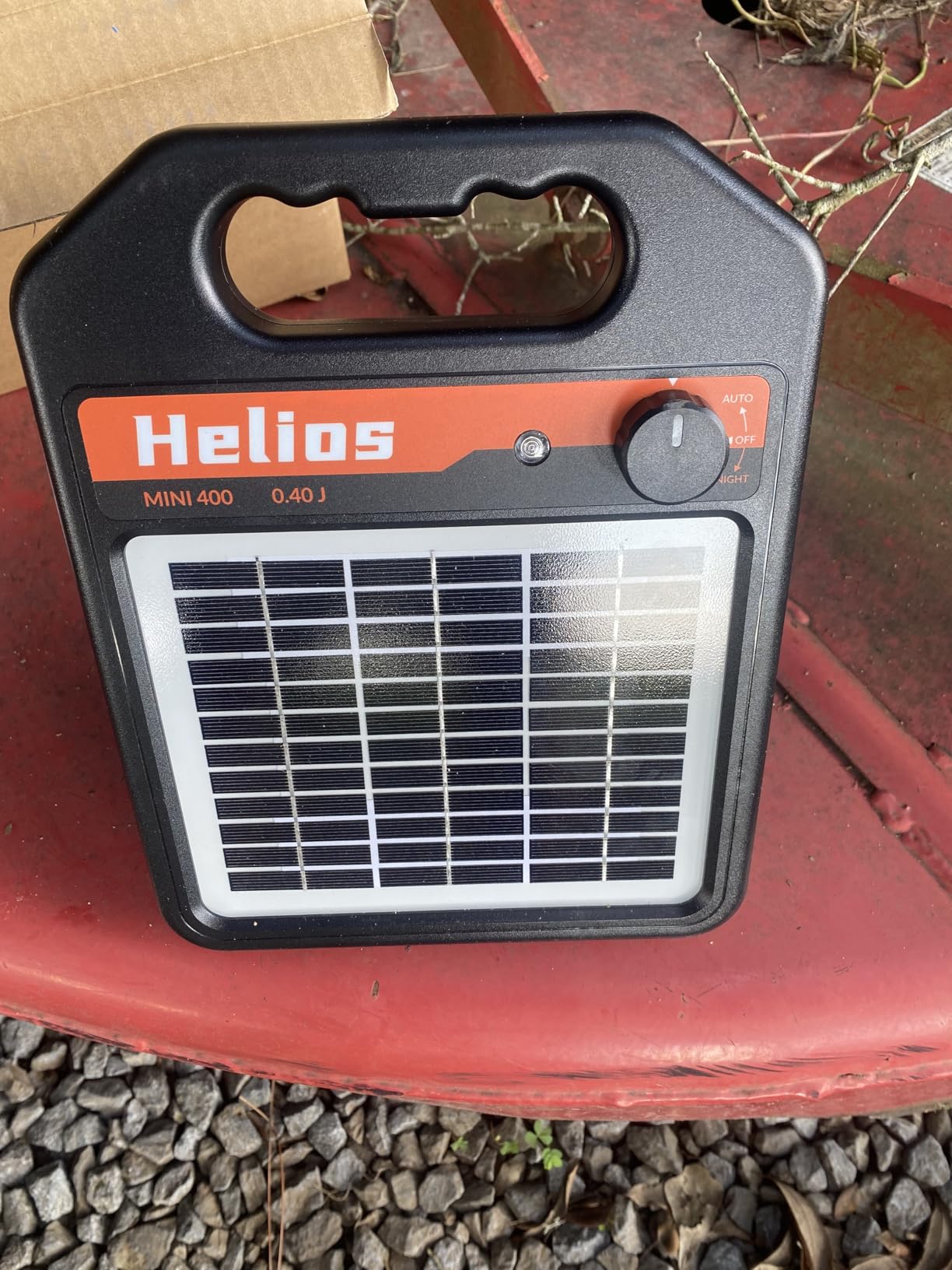 MINI400 30 Miles Solar Electric Fence Charger, 0.4 Joule Solar Electric Fence for Livestock, Horses, Cattle Sheep, Solar Fence Charger with Day or Night Mode, Easy Installation customer photo 1
