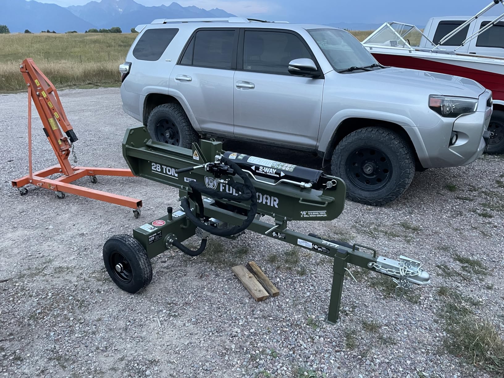 28 Ton Log Splitter-Full Boar Engine 212cc (49 State) customer photo 2