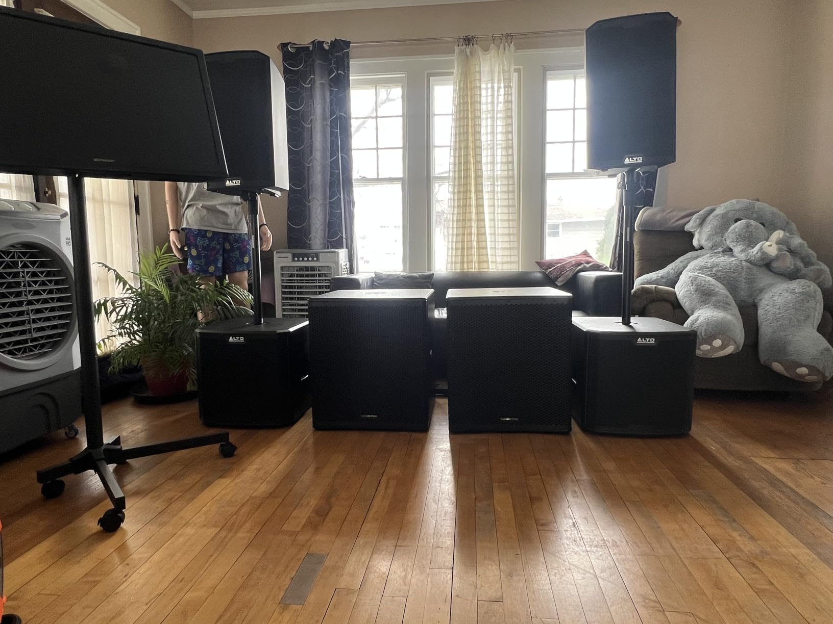 Sound Town METIS Series 2400 Watts 18