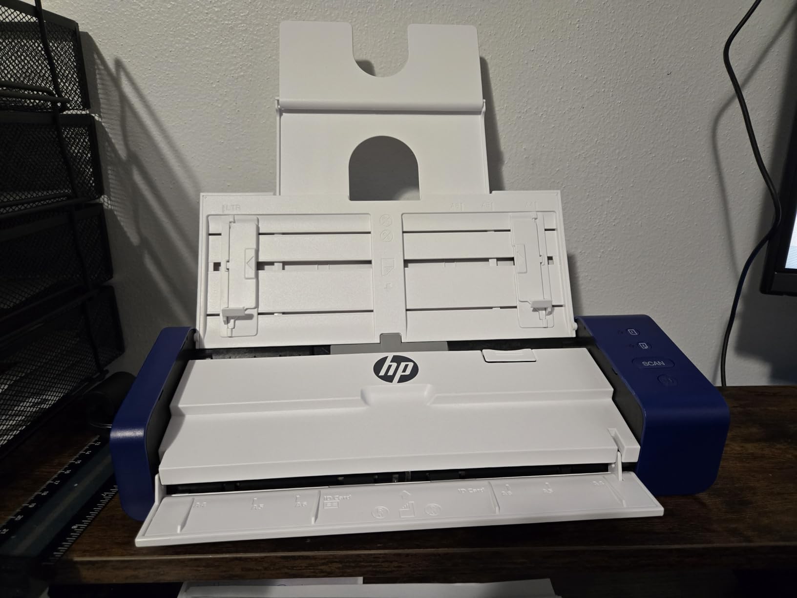 HP Compact Desktop Duplex USB Mobile Document & Photo Scanner with Auto-Feed Tray for Portable 2-Sided Digital Scanning, Model HPPS200, for Home & Office, PC and MAC, HP WorkScan Software Included customer photo 2