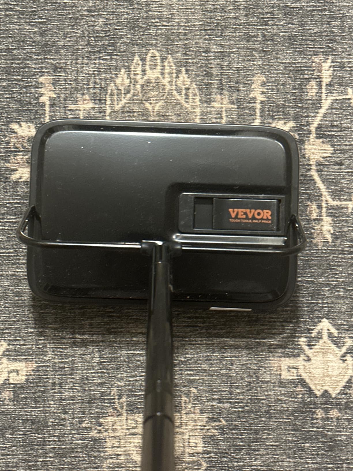 VEVOR Manual Carpet Sweeper, Non-Electric Floor Sweeper for Rugs & Wood | For Home Office Rugs Hardwood Surfaces Wood Floors Laminate, Cleans Pet Hair, 300 ml Dustbin Capacity, 7.87 in Sweeping Paths customer photo 1