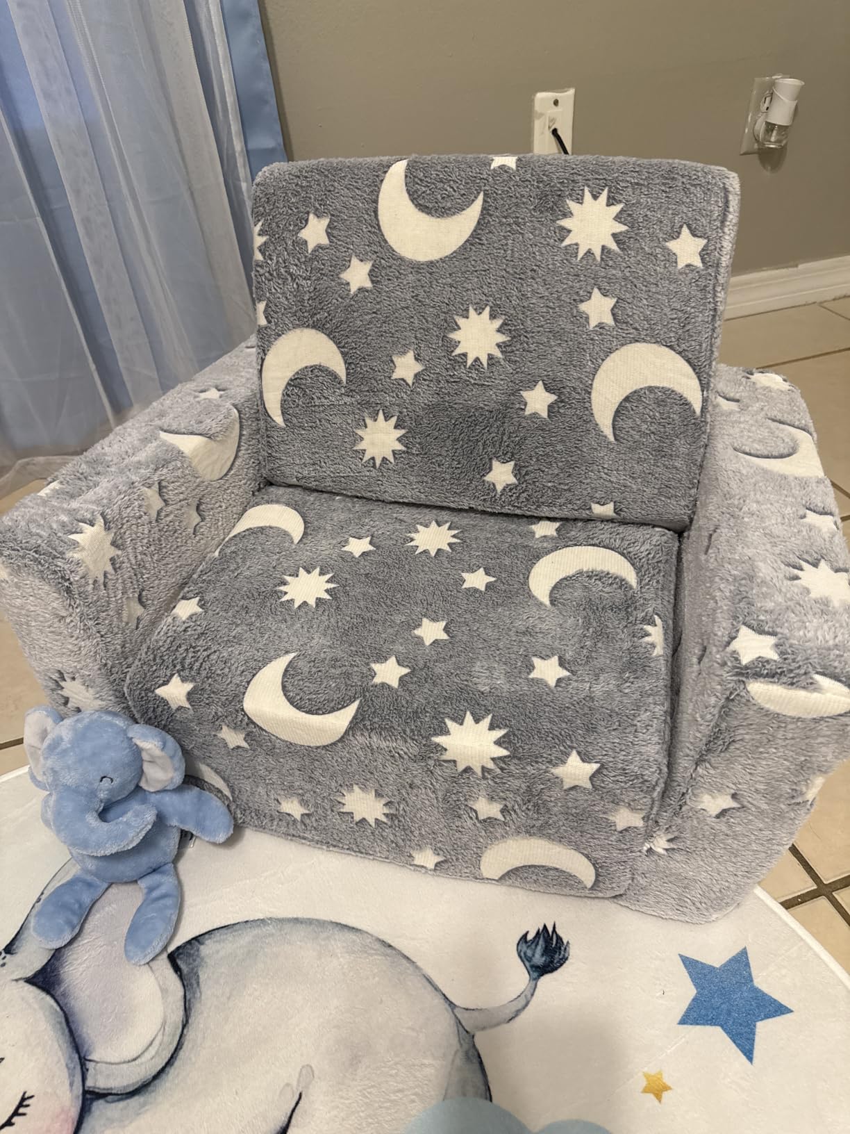 SLIGUY Kids Couch, Toddler Chair, Fold Out Kids Sofa Chair, Glow in Dark, Pink customer photo 2