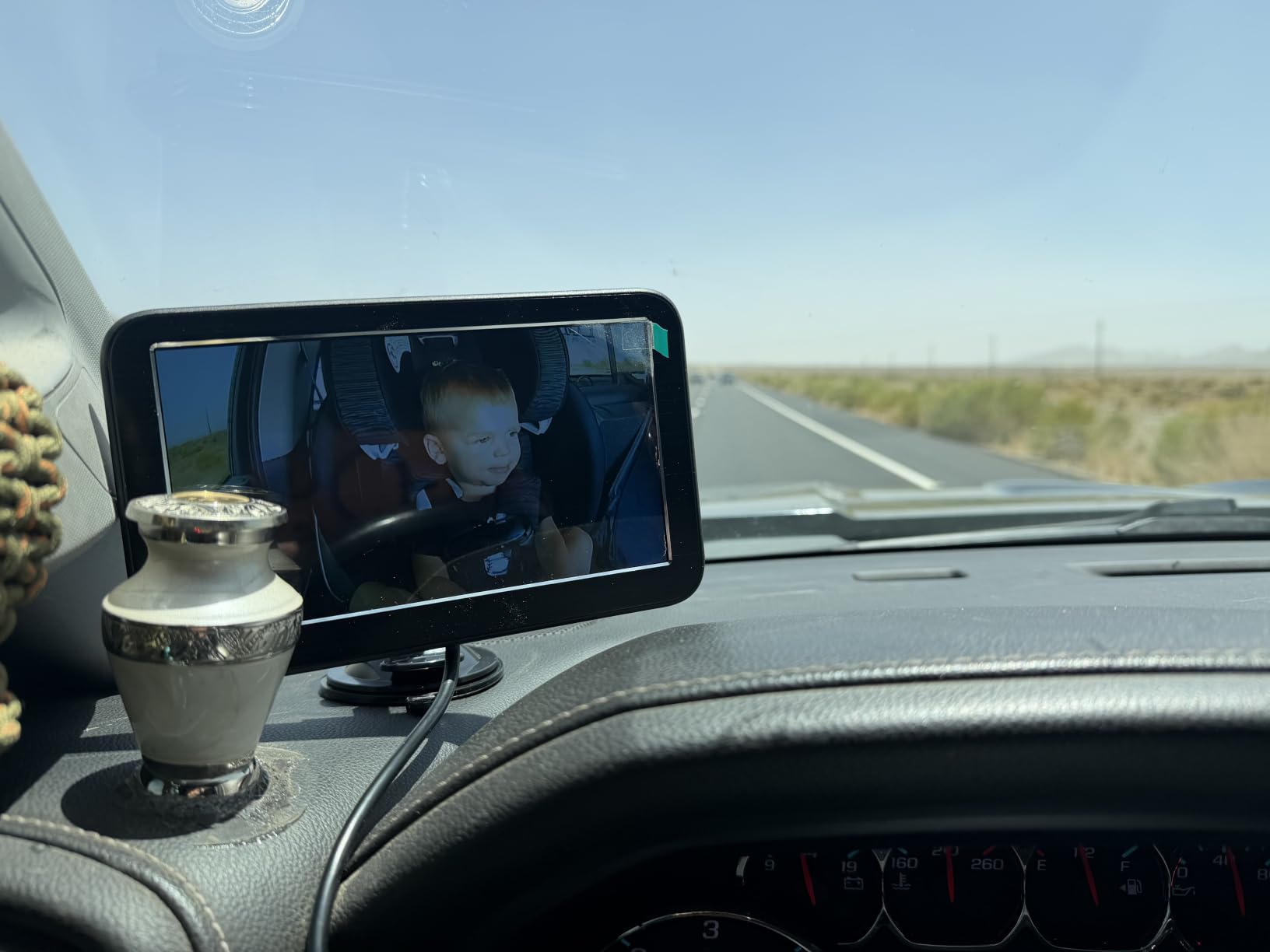 DoHonest Baby Car Camera 7-Inch: USB Plug-Play Easy Setup, 150° View customer photo 2