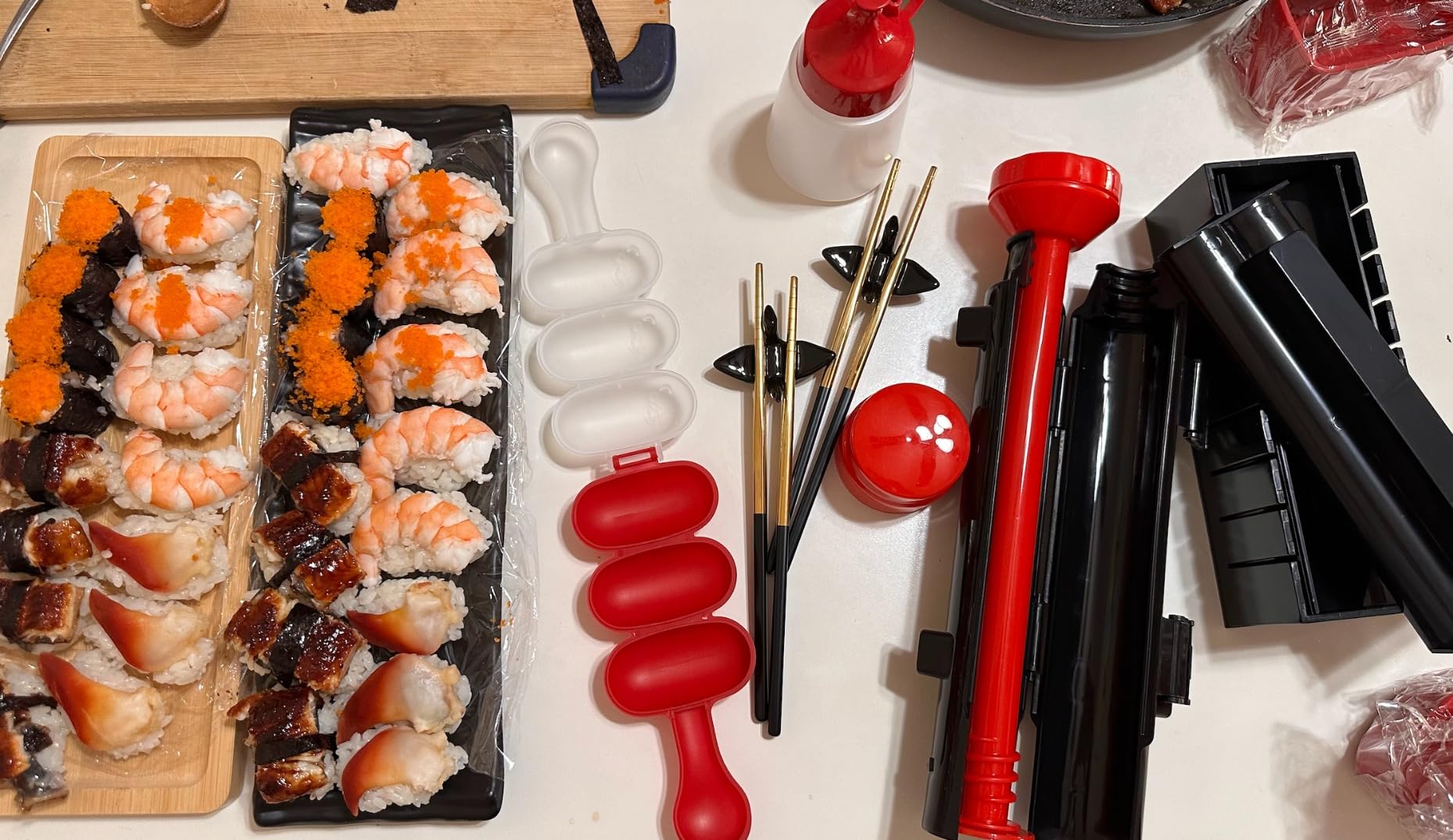 CraftZee Sushi Making Kit - Complete Sushi Maker Kit with Bazooka Roller, Rice Cooker, Onigiri, Nigiri & Musubi Mold, Rice Ball Mold, Bamboo Rolling Mat, Knife, Guide Book & More customer photo 2