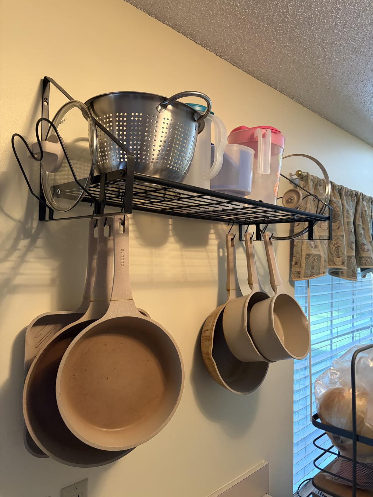 VyGrow 28 Inch Pot Rack Wall Mounted, 2 Tier Pots and Pans Organizer with 20 Hooks and 6 Pot Lid Holders, Heavy Duty Steel Pot and Pan Hanger for Kitchen Cookware Utensils Storage 34.7