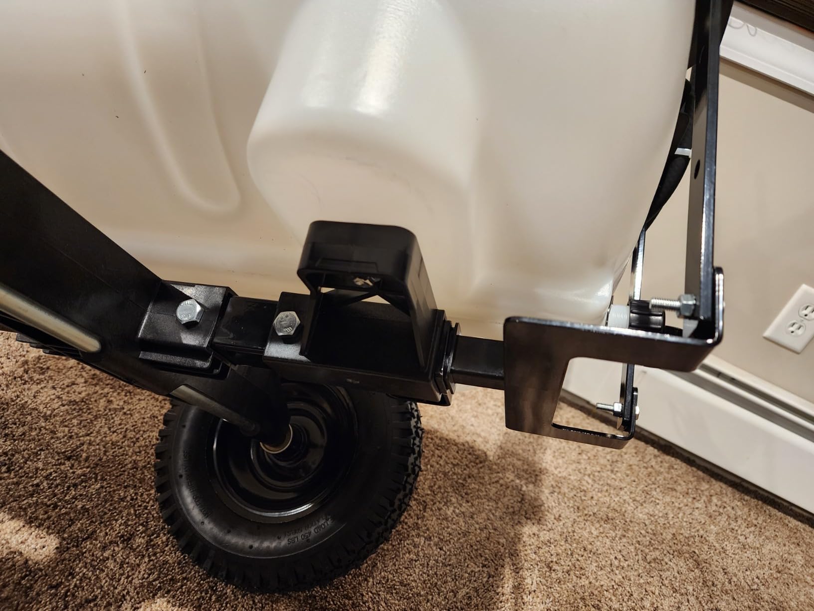 Chapin 97664: Made in The USA 15-Gallon Tow-Behind 2.5GPM/12V EZ Mount Deluxe Multi-Purpose ATV/UTV Tank Sprayer for Lawn & Garden, Farm & Acreage, Weed Control, with 2-Nozzle Spray Boom Attachment customer photo 1