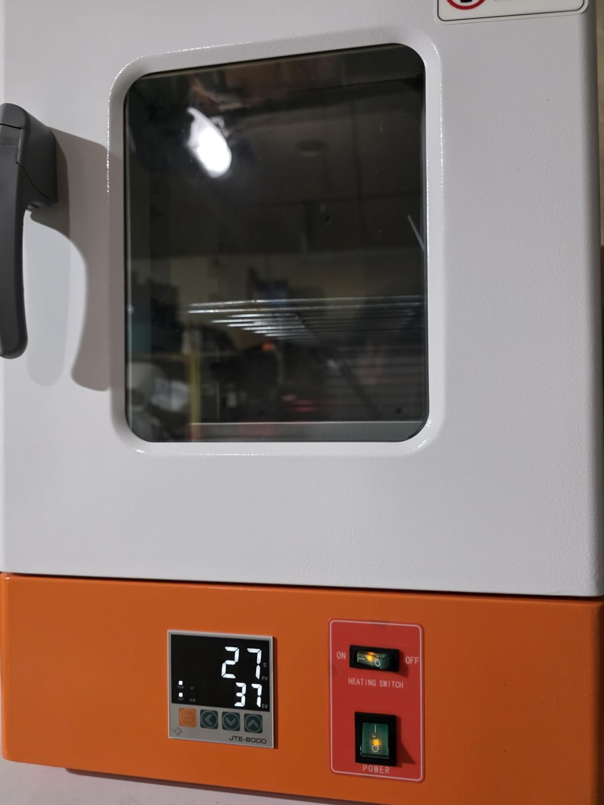 Electric Heating Constant Temperature Lab Incubator 22L 11X11X11Inch Chamber RT-70℃ 110V 60Hz Cabinet Incubator for Reptile Egg Bacterial Culture Seed Germination Medical Science customer photo 1